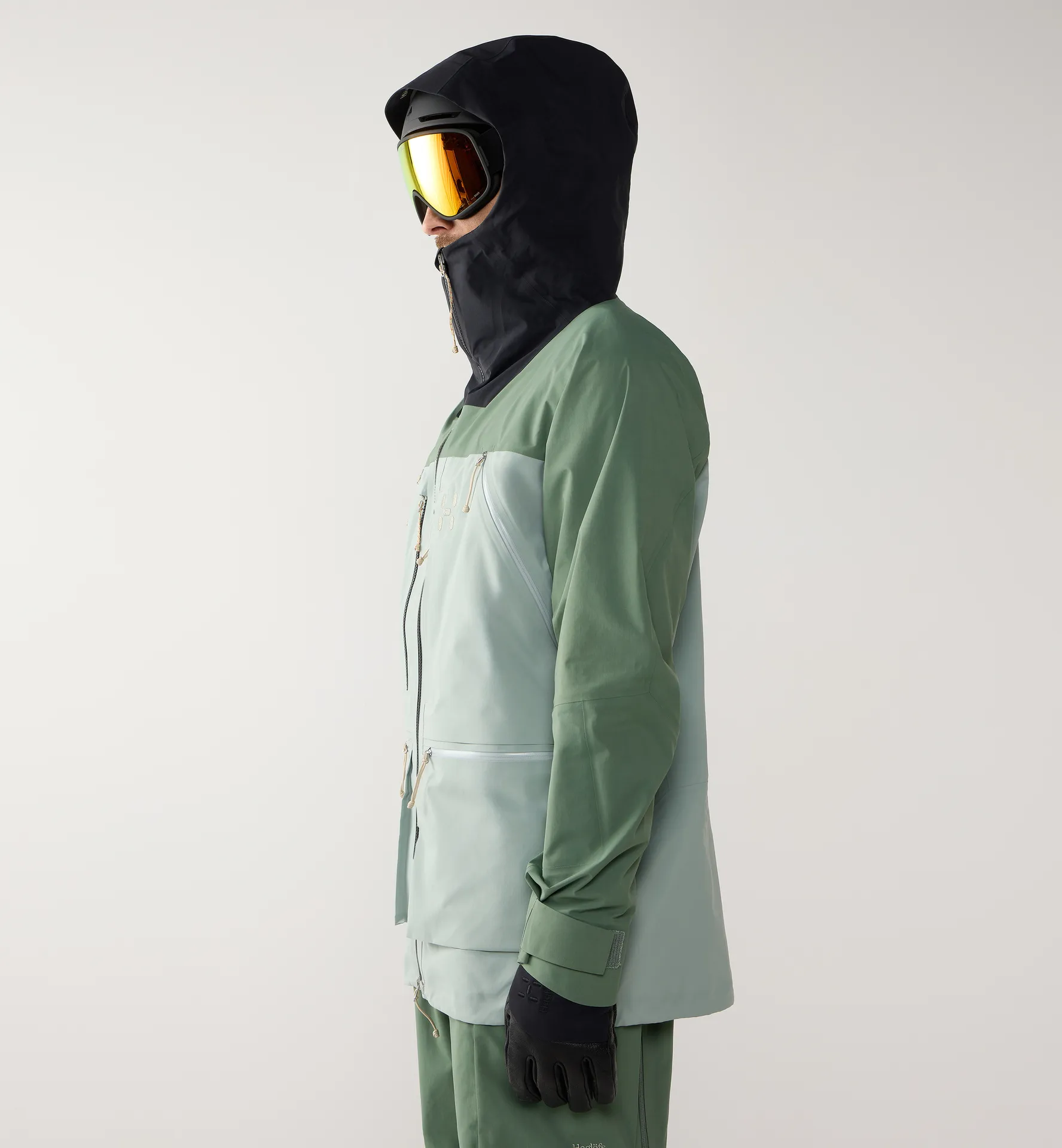 Vassi GTX Pro II Jacket Men True Black/Chlorophyll Green/Dew Green