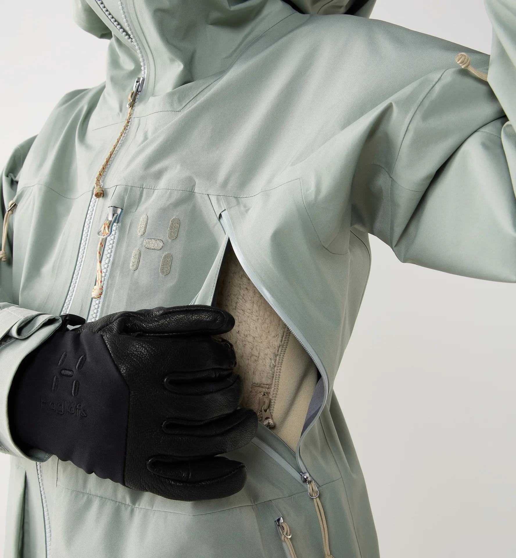 Vassi GTX II Jacket Women Dew Green