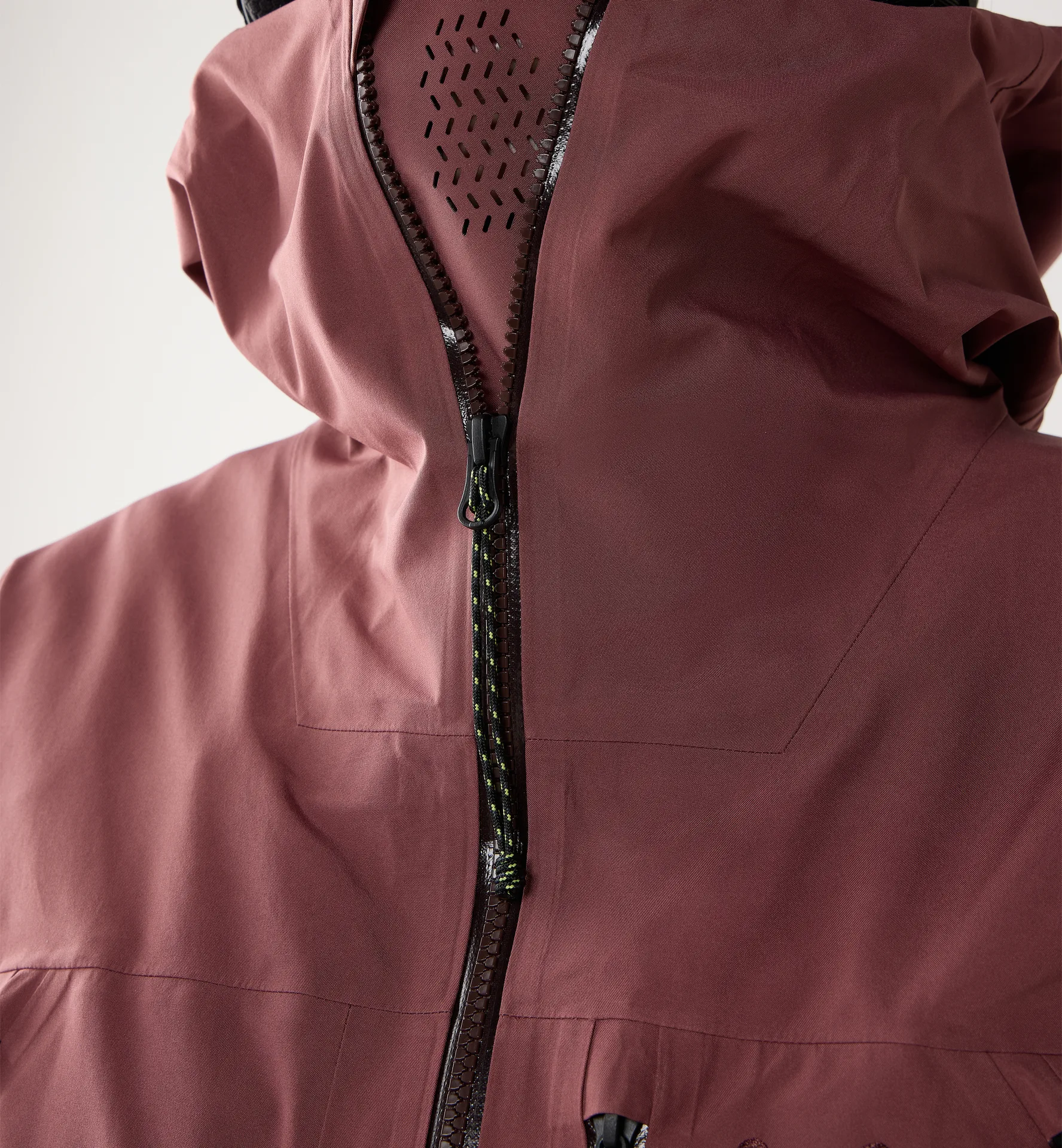 Vassi GTX II Jacket Women Misty Mauve