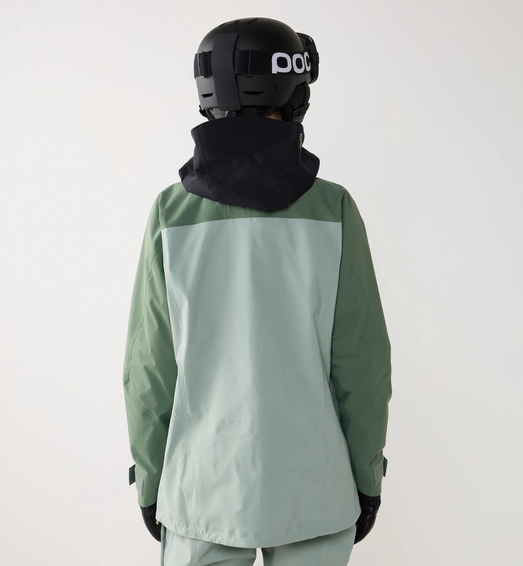 Vassi GTX Pro II Jacket Women True Black/Chlorophyll Green/Dew Green