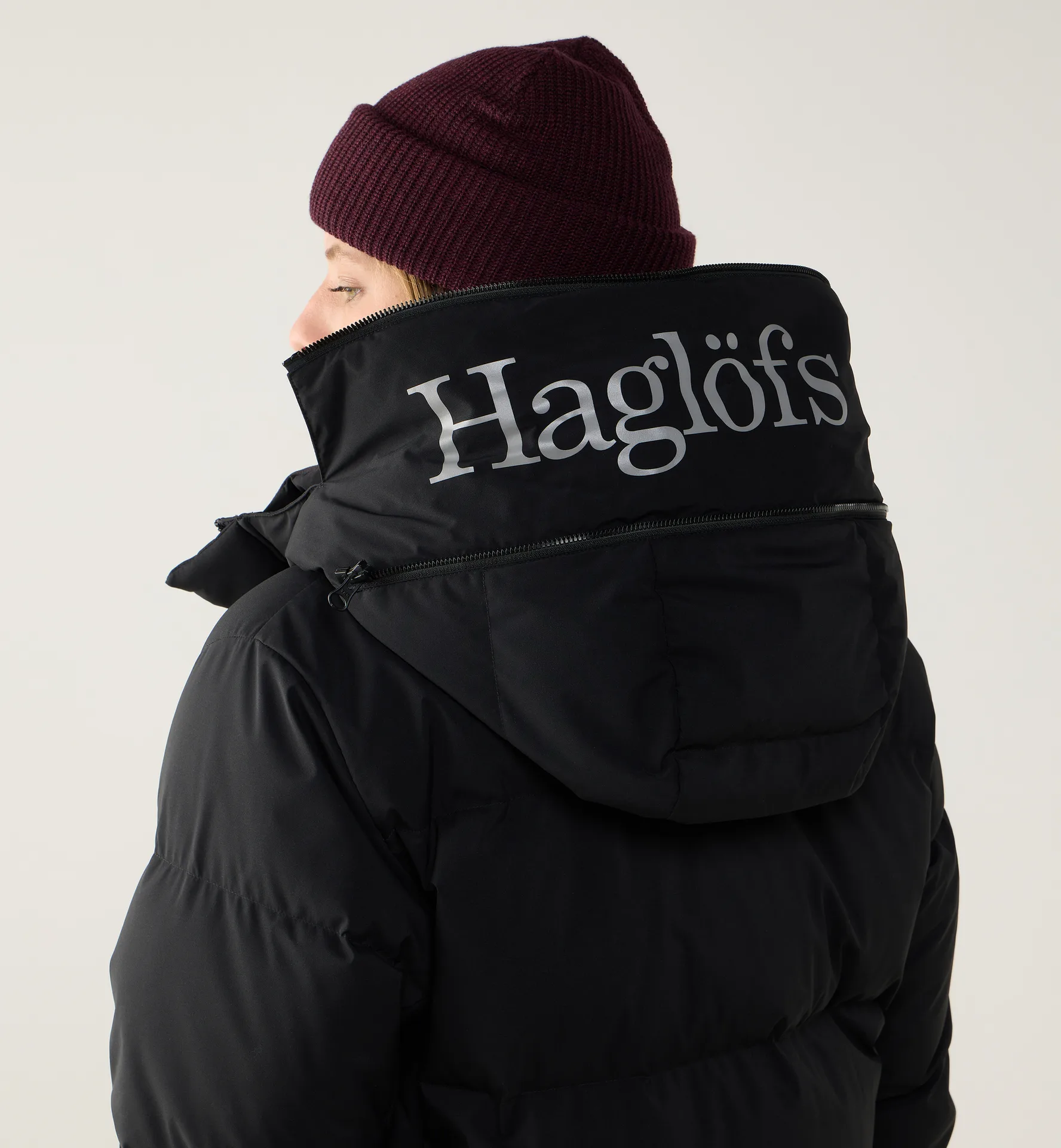 Liden Long Down Parka Women | True Black | Insulated jackets