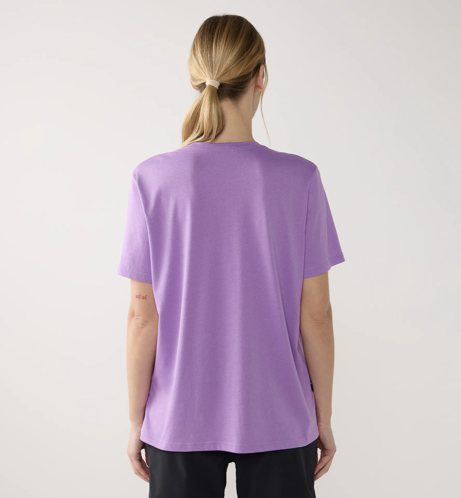 Midnattssol Tee Women Purple Ice