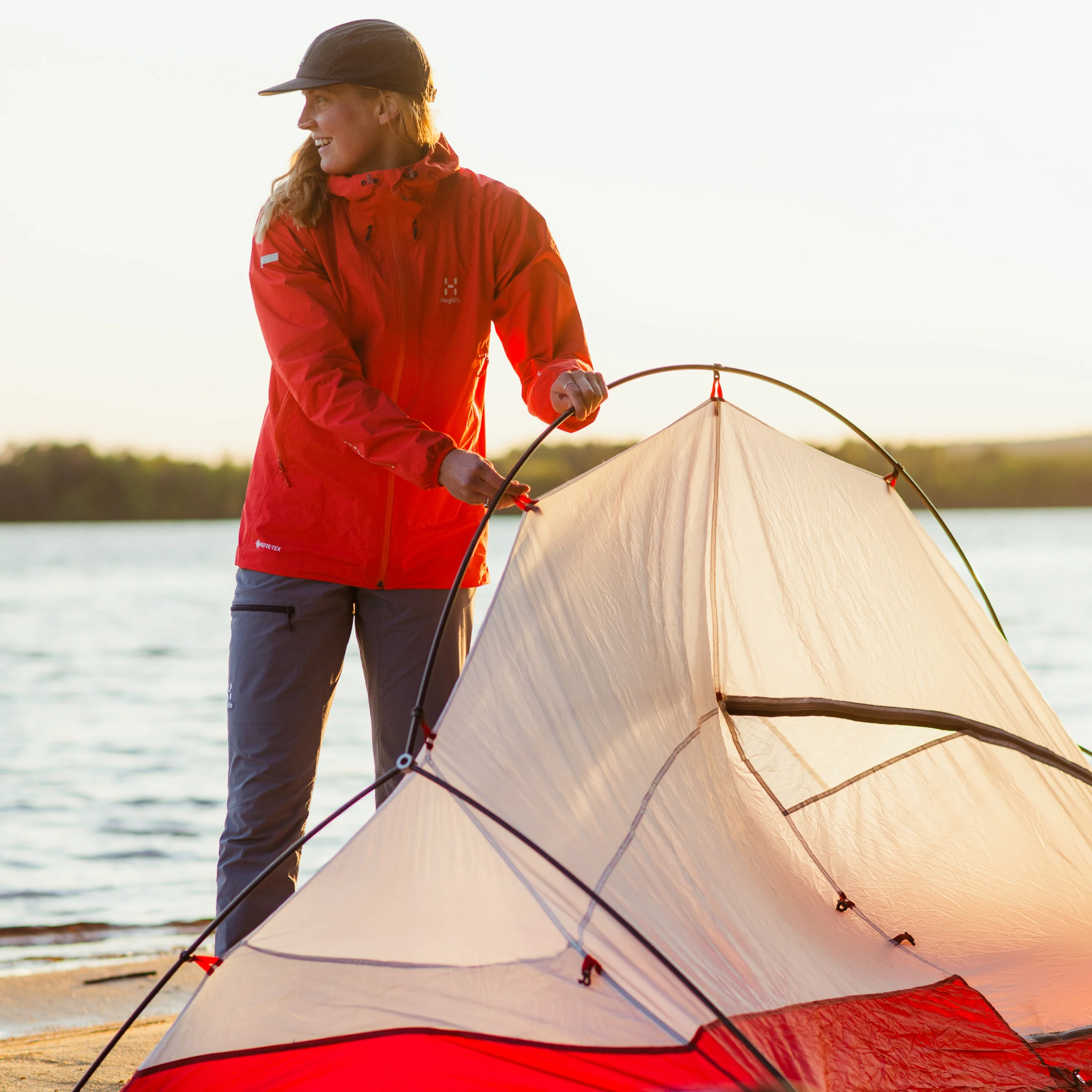 Haglöfs Shell Guide | How to stay dry in wet conditions When do I choose which type of shell? L.I.M Airak 2.5L