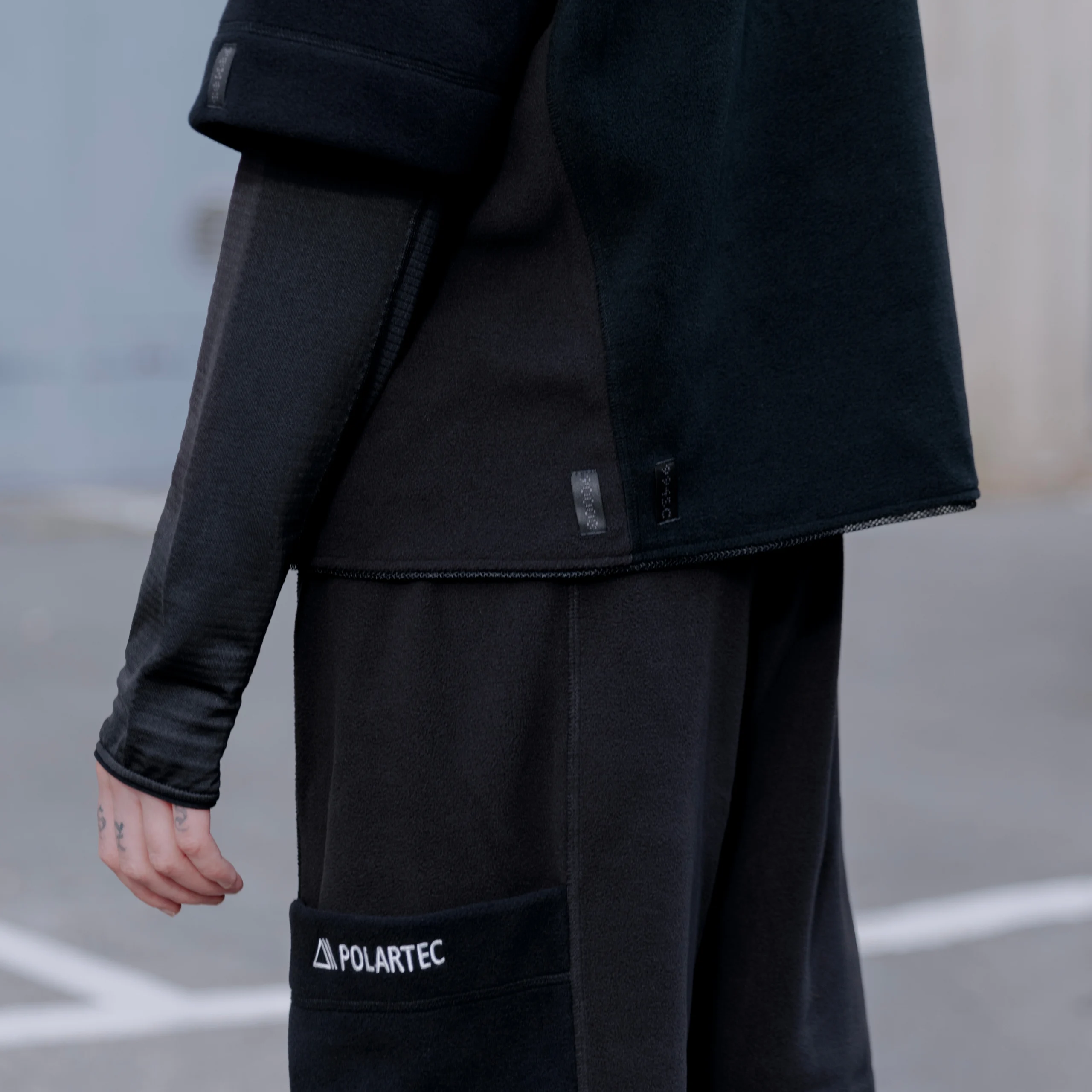 Haglöfs Polartech Black capsule | Standard issue black Project tee