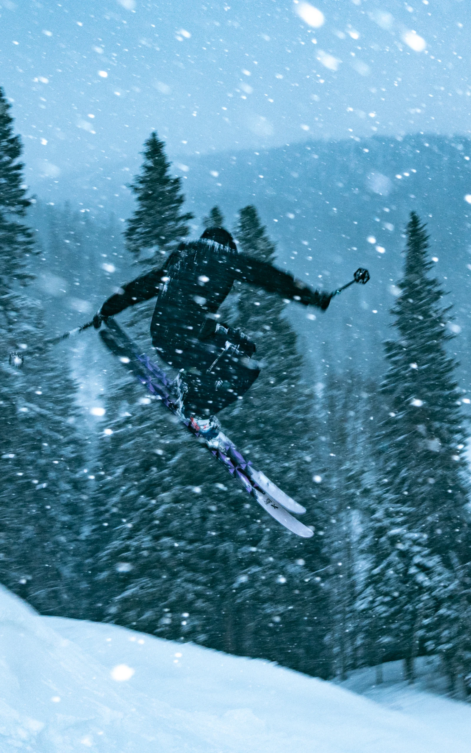 Haglöfs Outsiders by nature Tom-Hedvall On the mountain