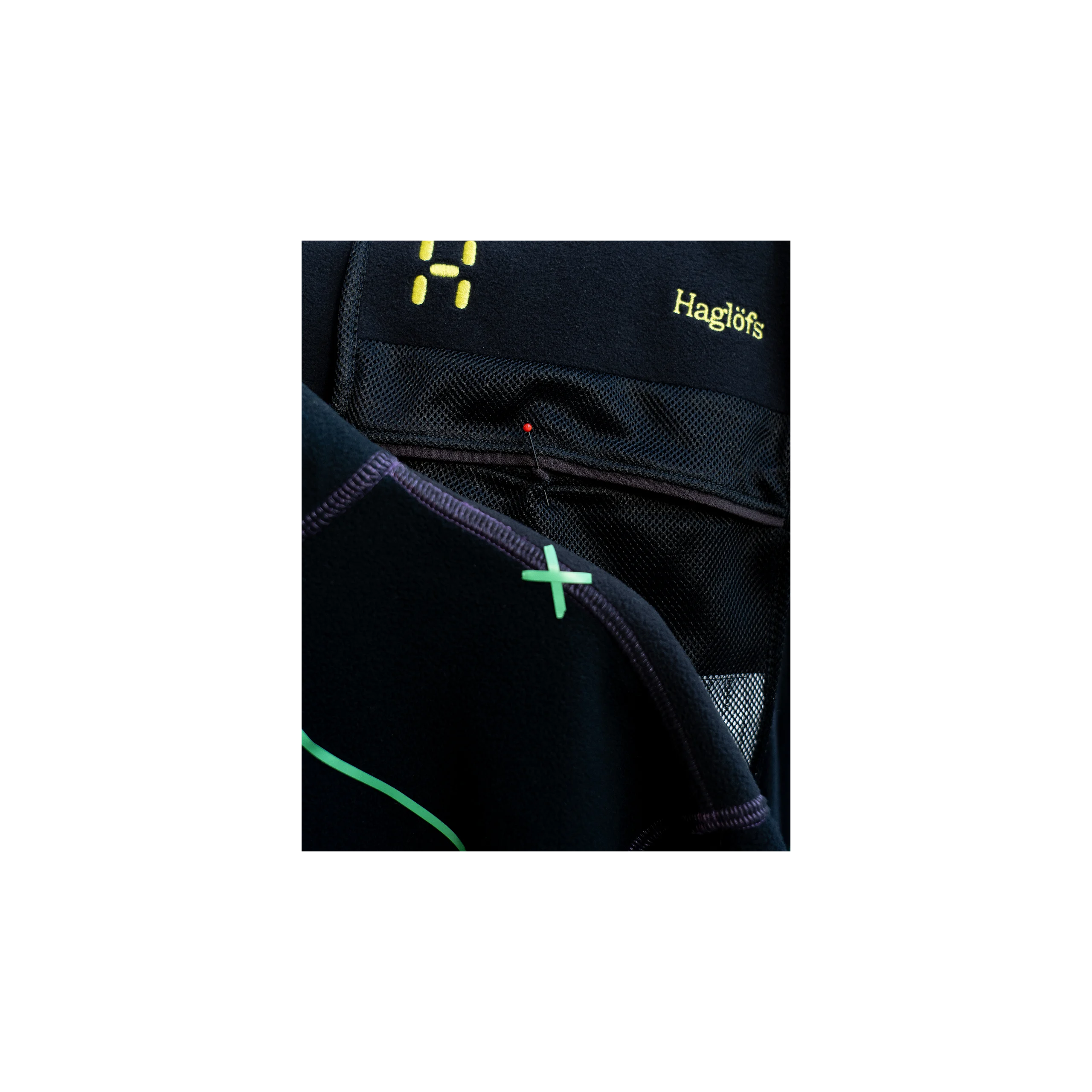 Haglöfs Polartech Standard issue black Yellow details