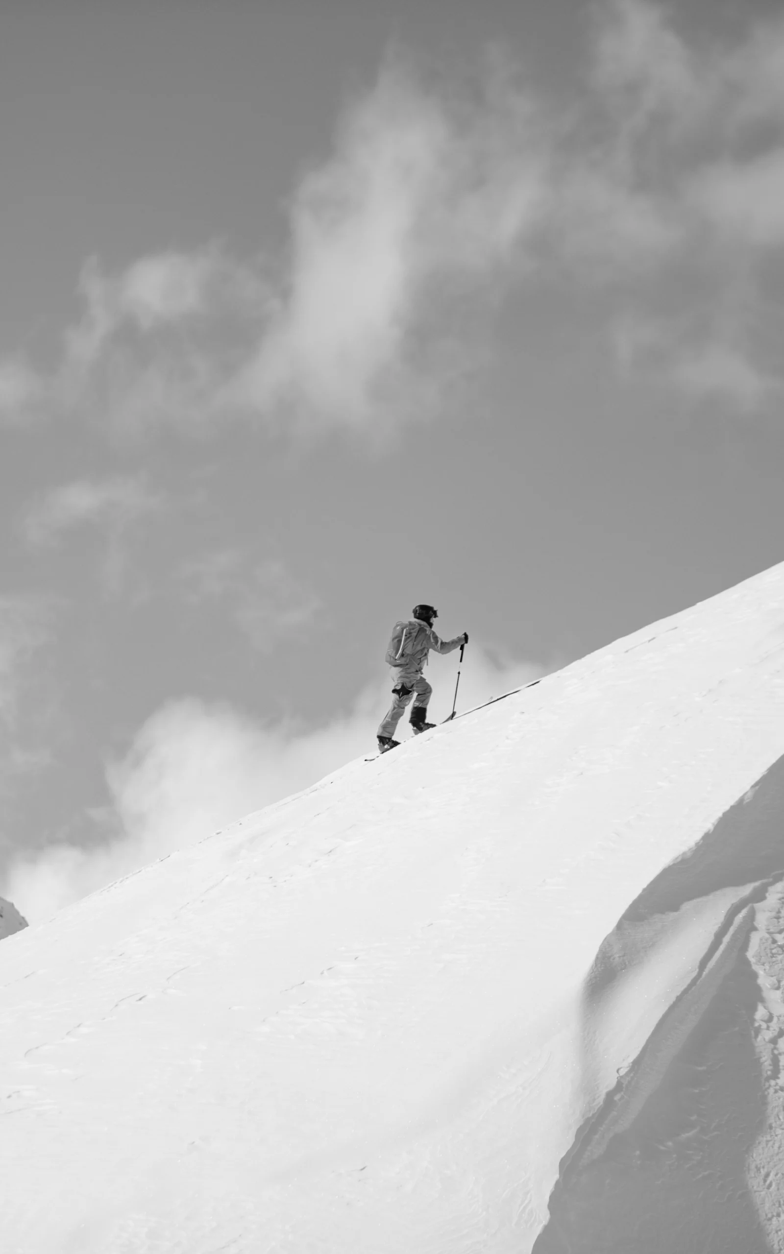 Haglöfs sale. Skislope in black and white