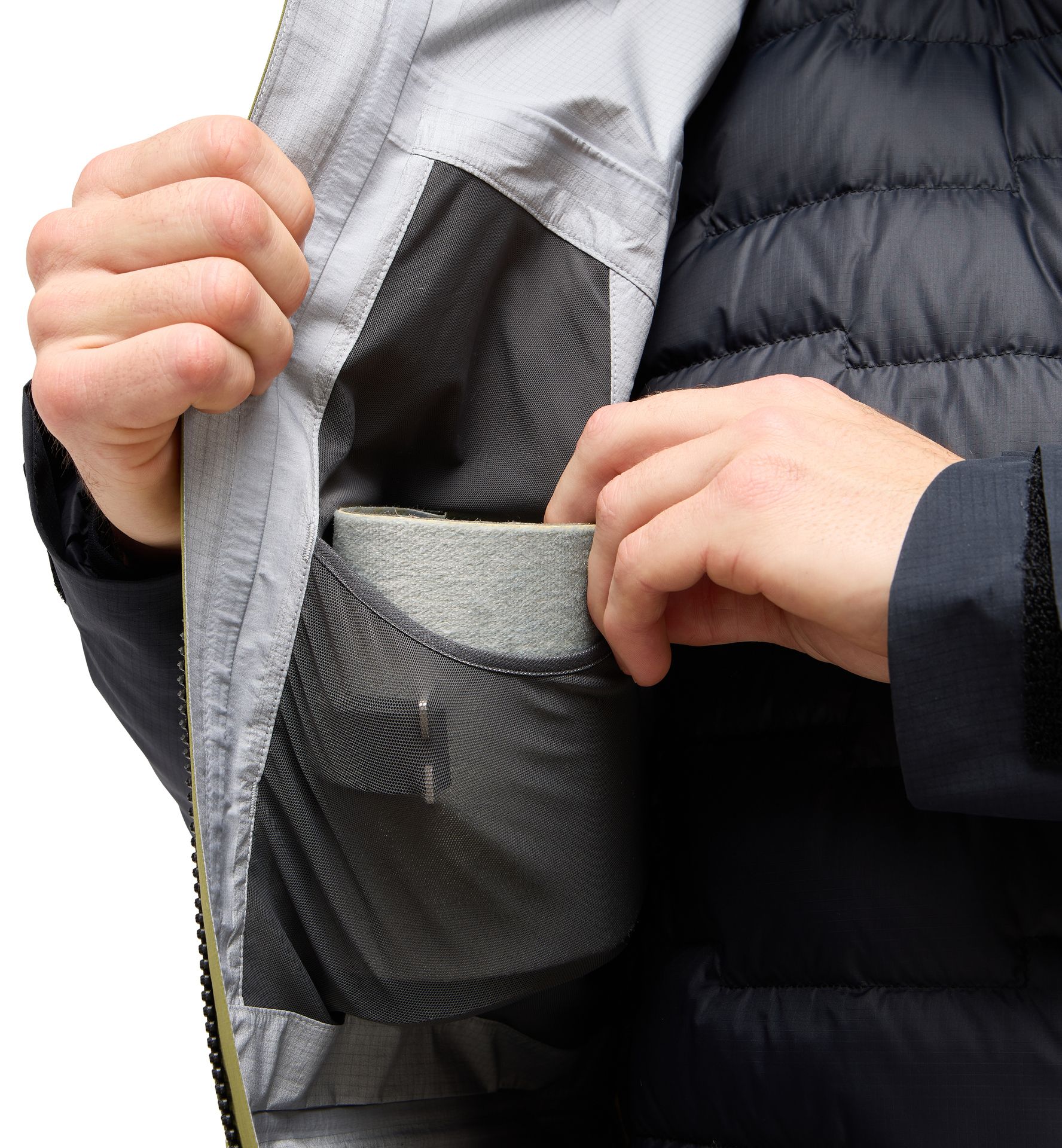 Vassi GTX Pro Jacket Men Olive Green/True Black