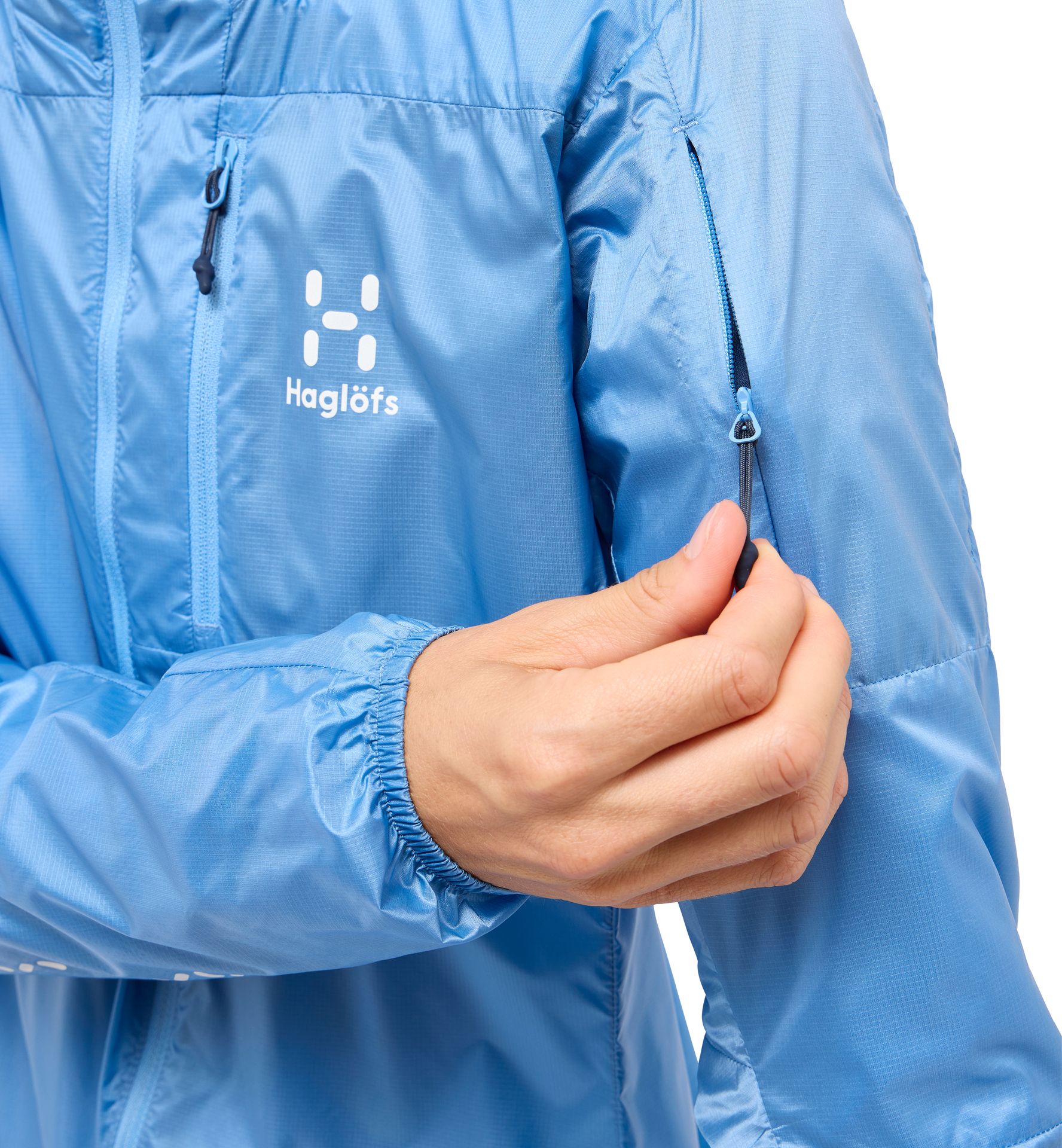 L.I.M Shield Hood Women Sky Blue