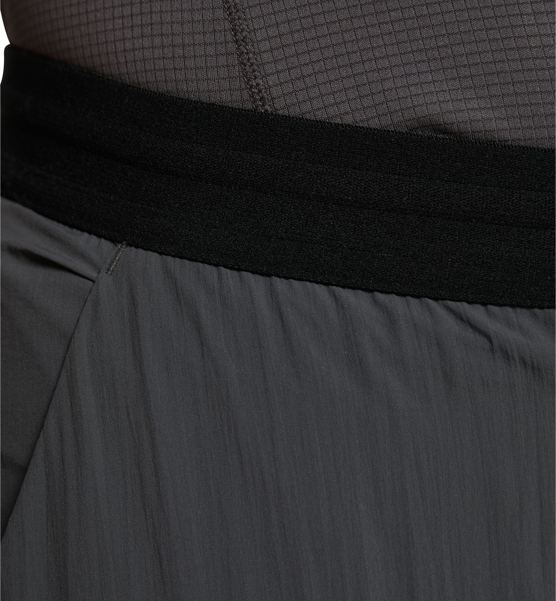 L.I.M Strive Lite Shorts Women Magnetite