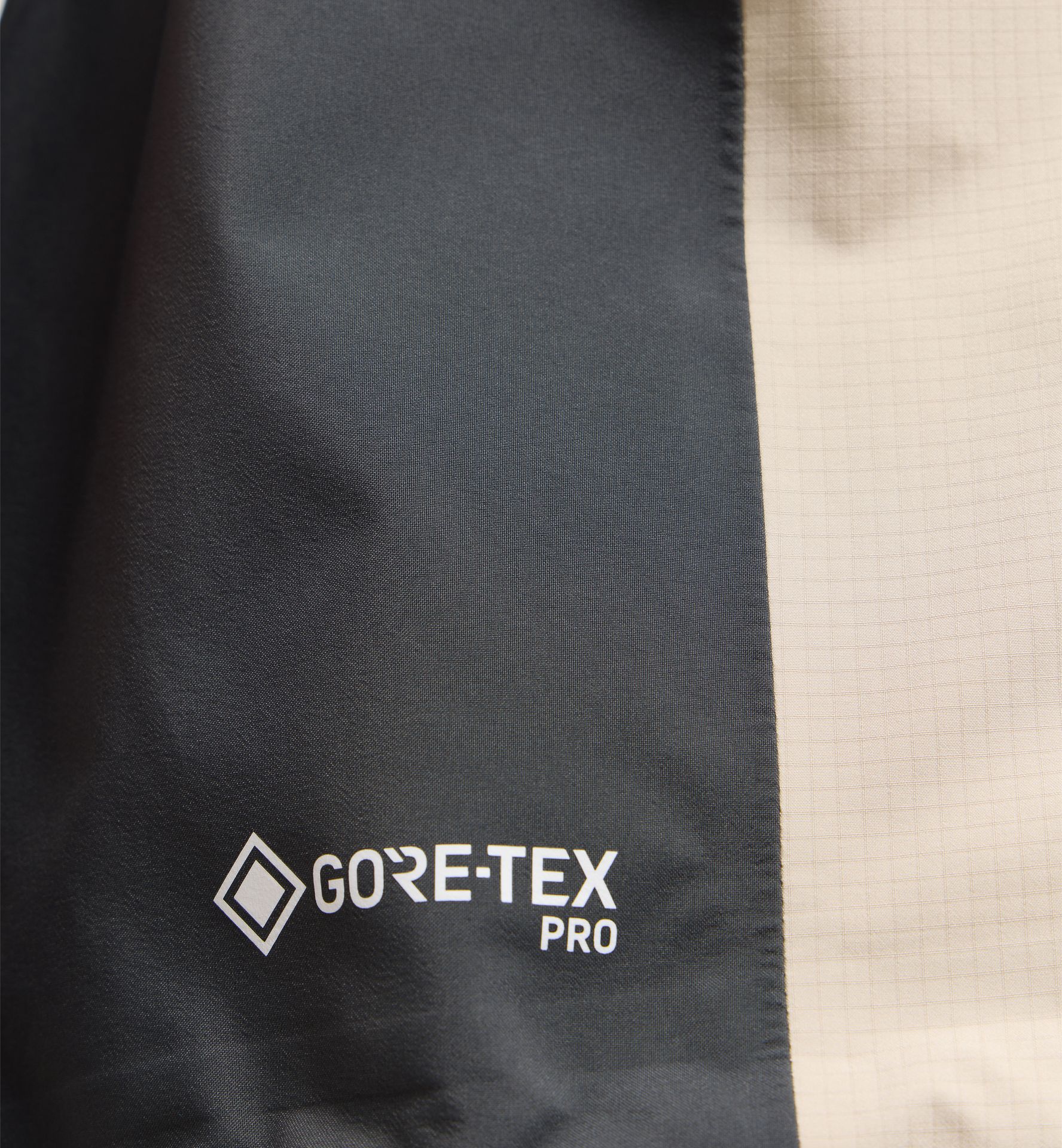 Spitz GTX Pro Jacket Men Chalk Beige/Magnetite