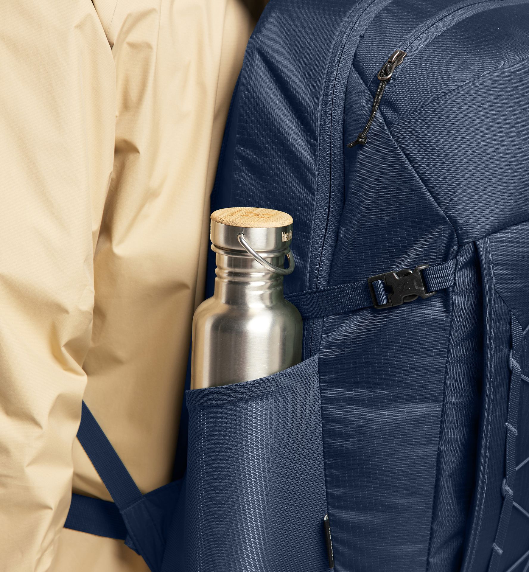 Vide 25 Tarn Blue Solid