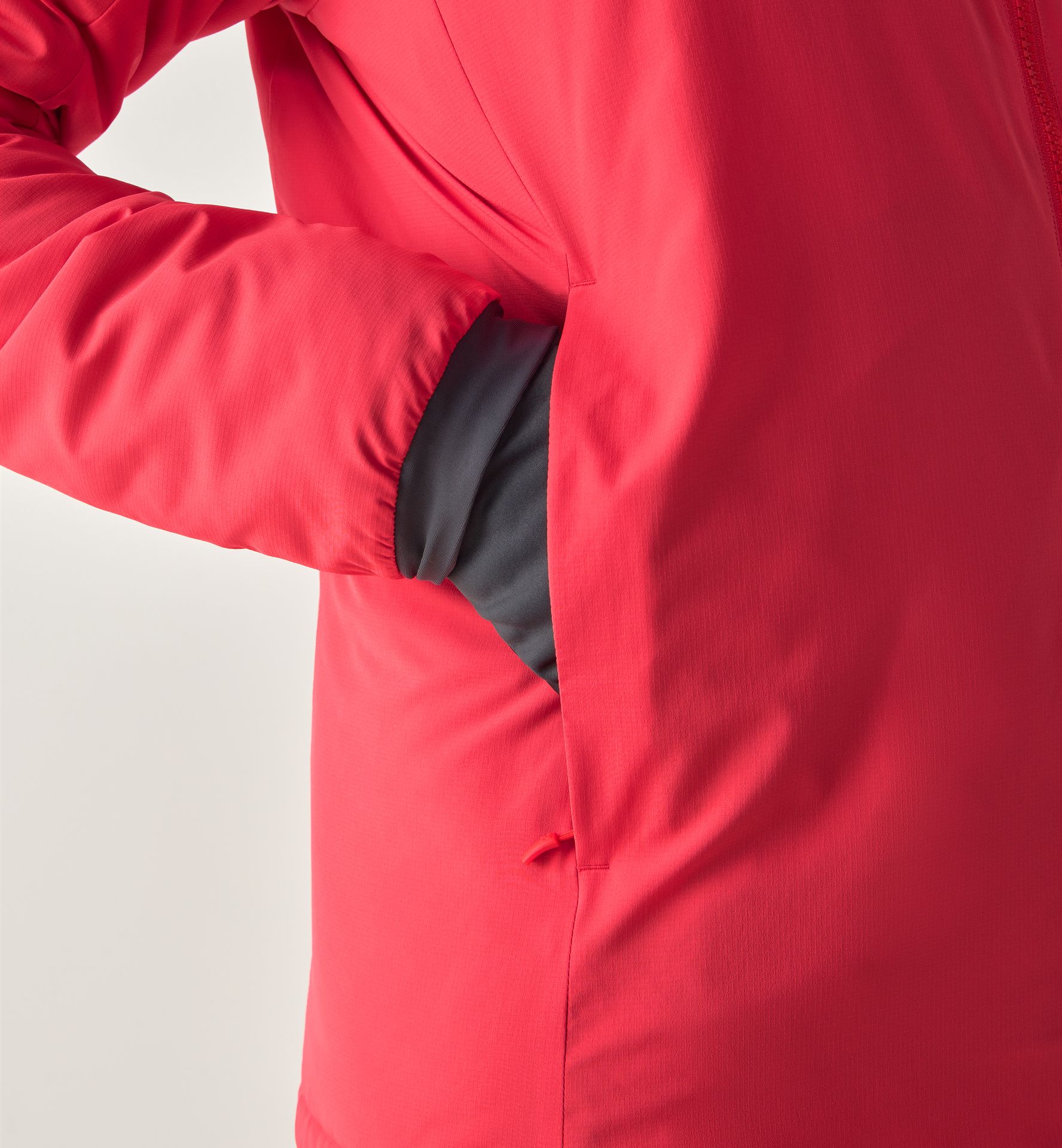 Mimic Alert Hood Men Bright Red