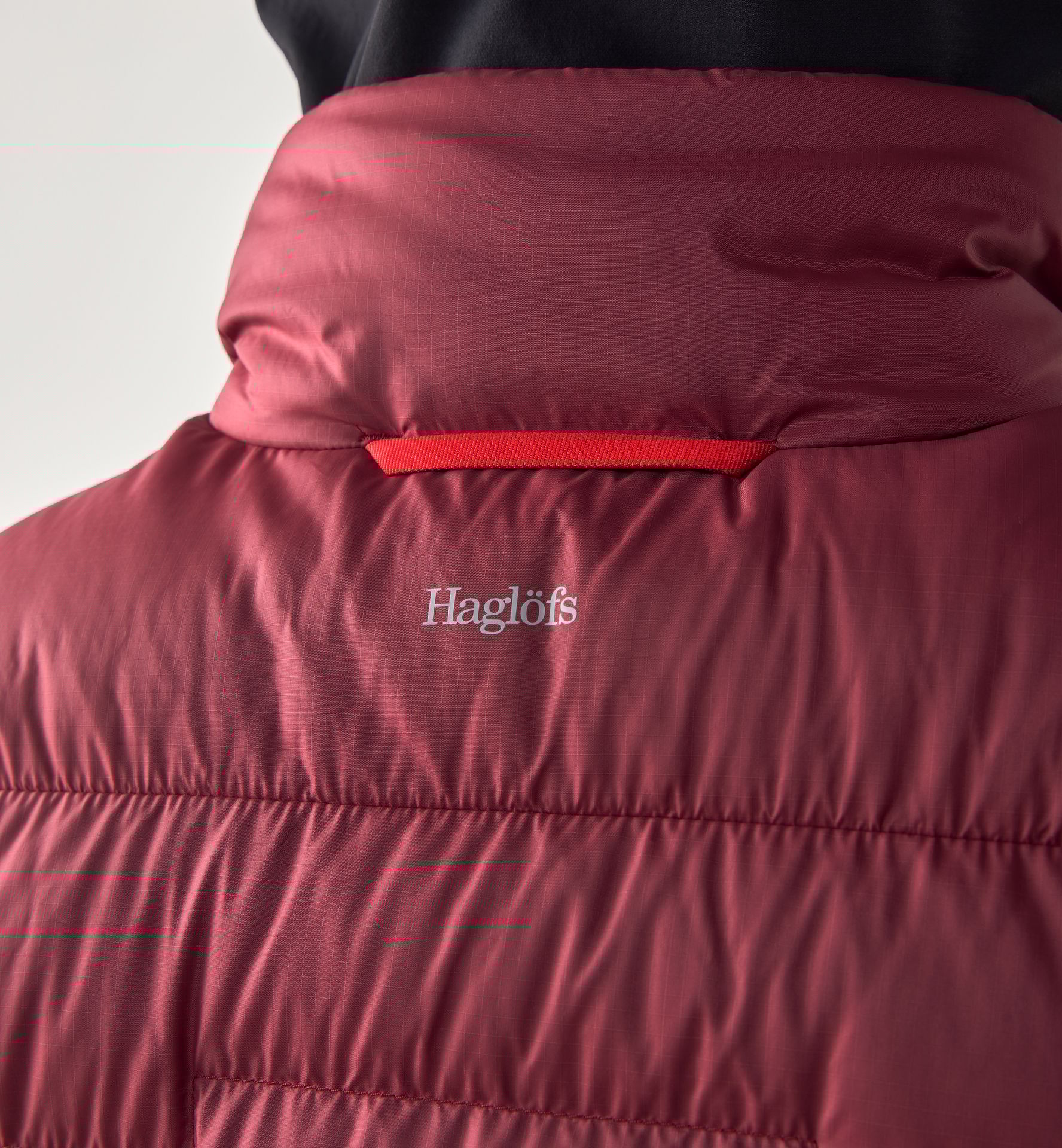 ROC Flash Down Vest Women Carmine Red