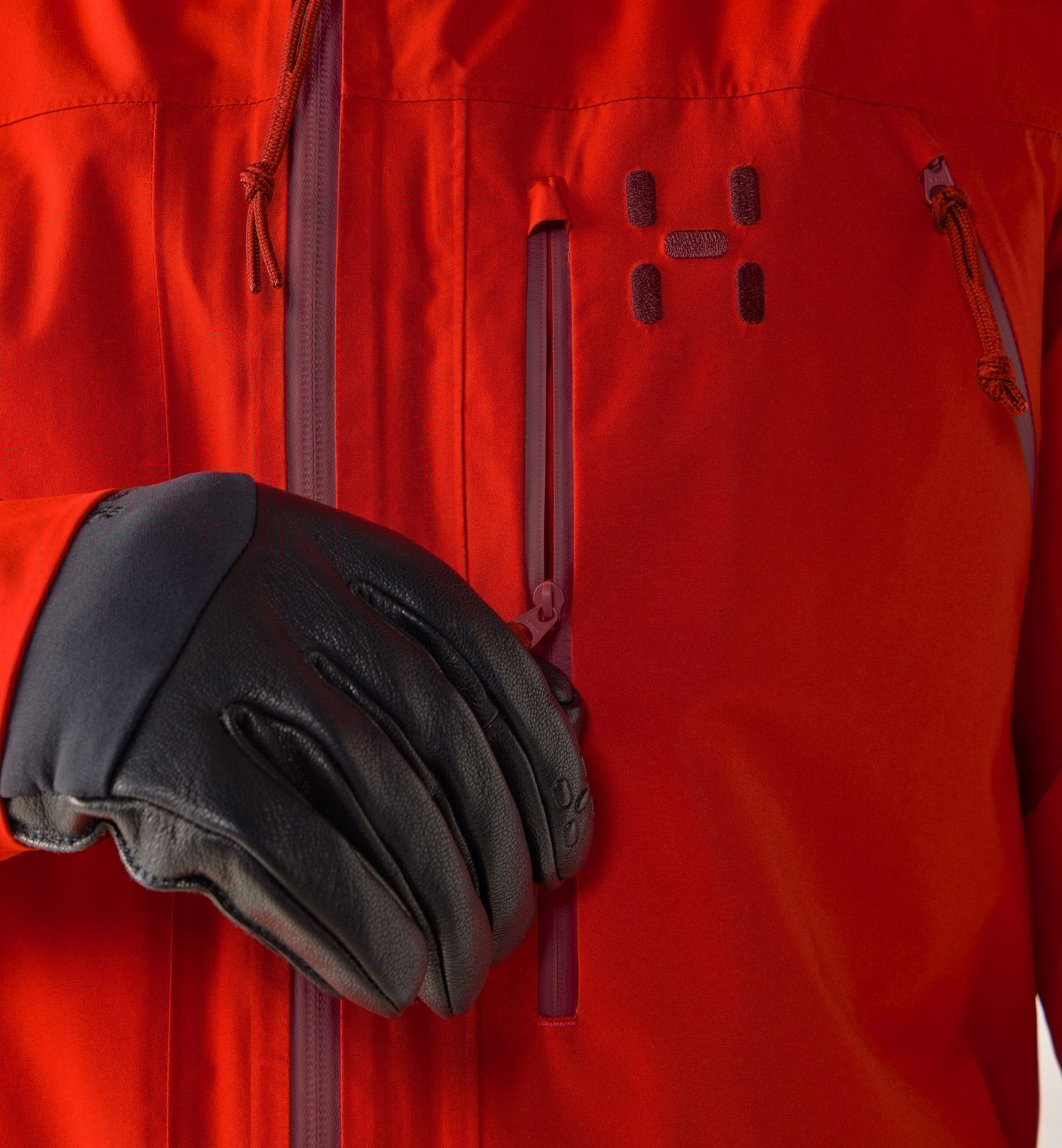 Latnja GTX Insulated Jacket Men Tech Red