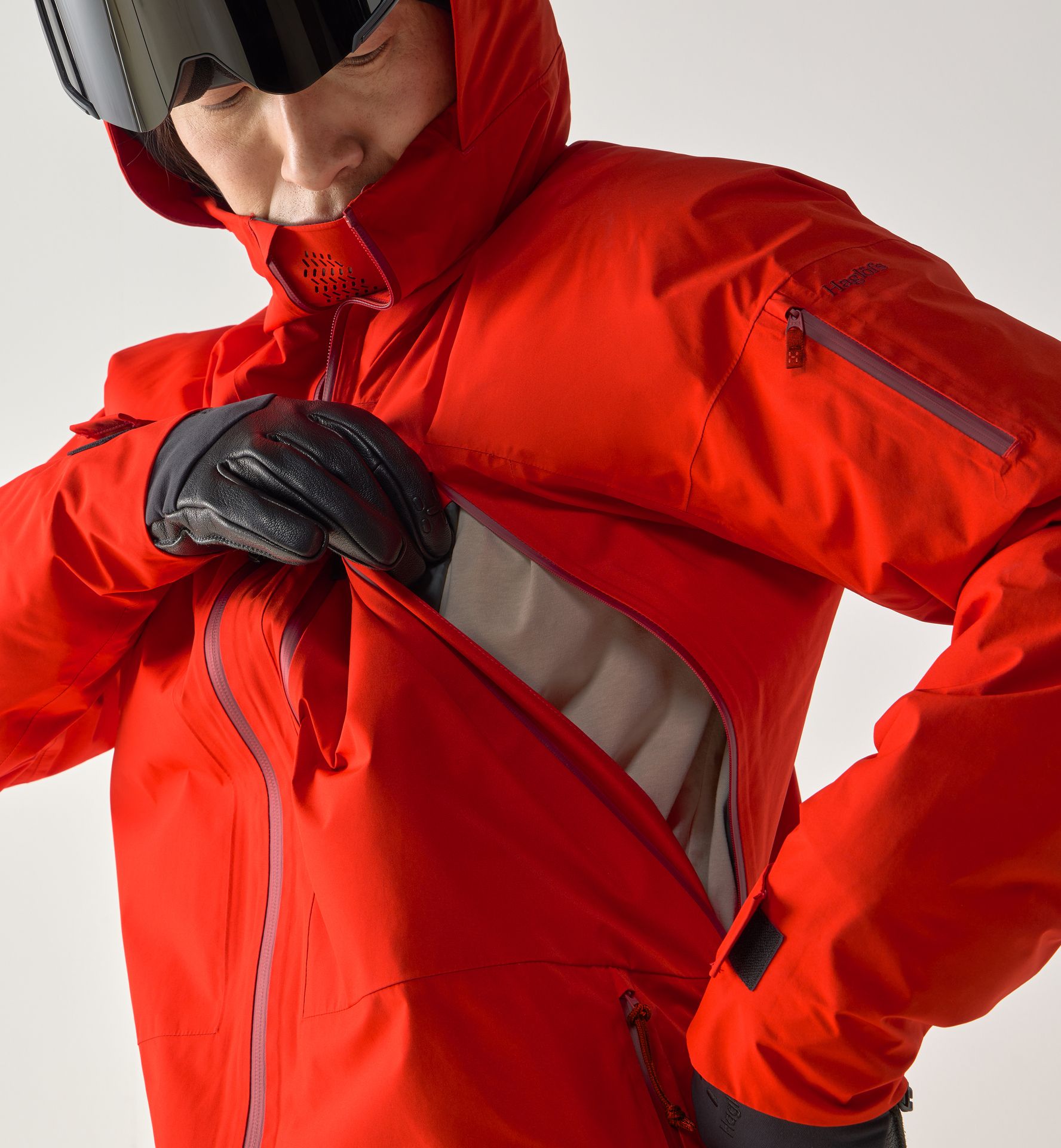 Latnja GTX Insulated Jacket Men Tech Red