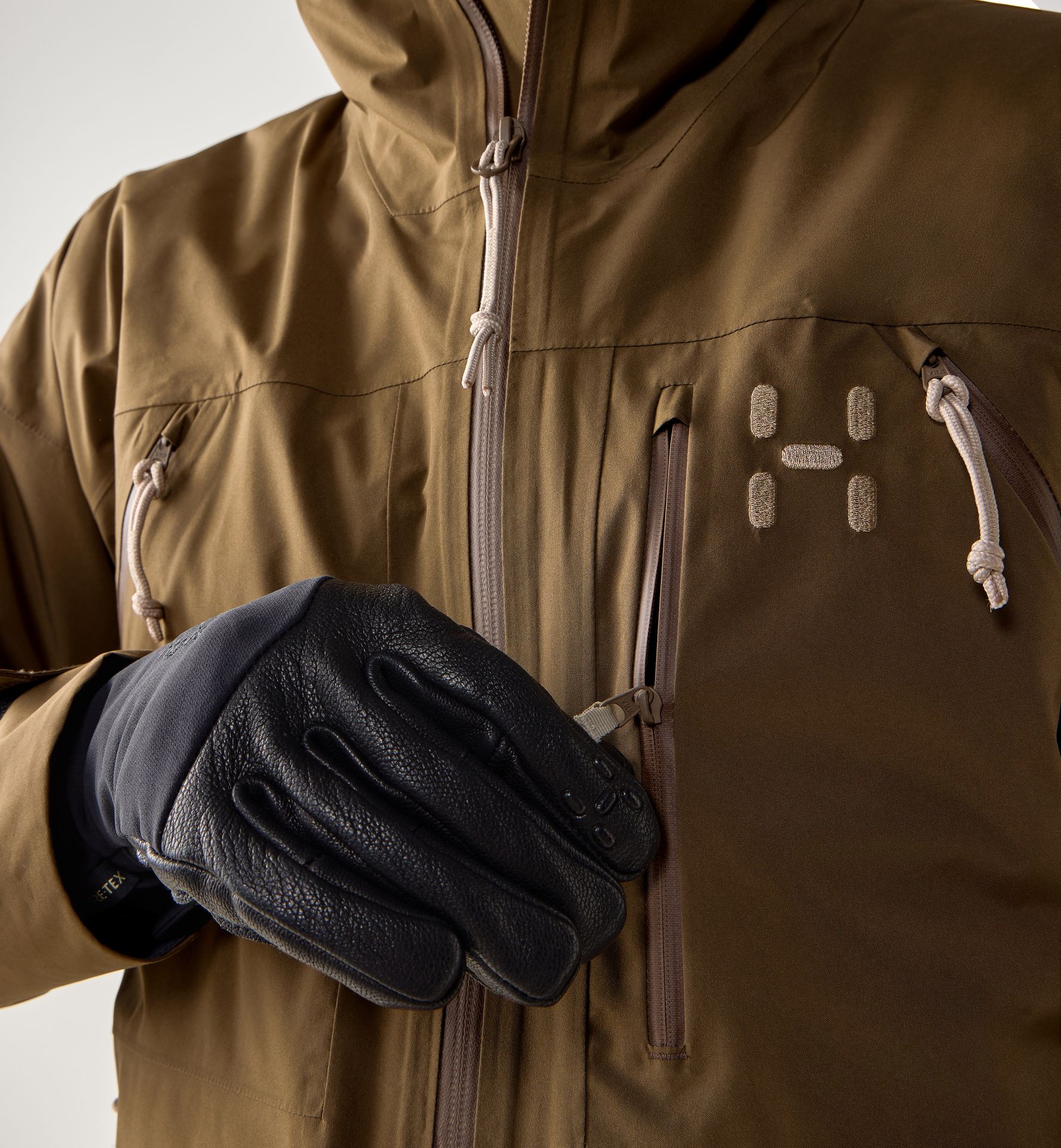 Latnja GTX Insulated Jacket Women Teak Brown