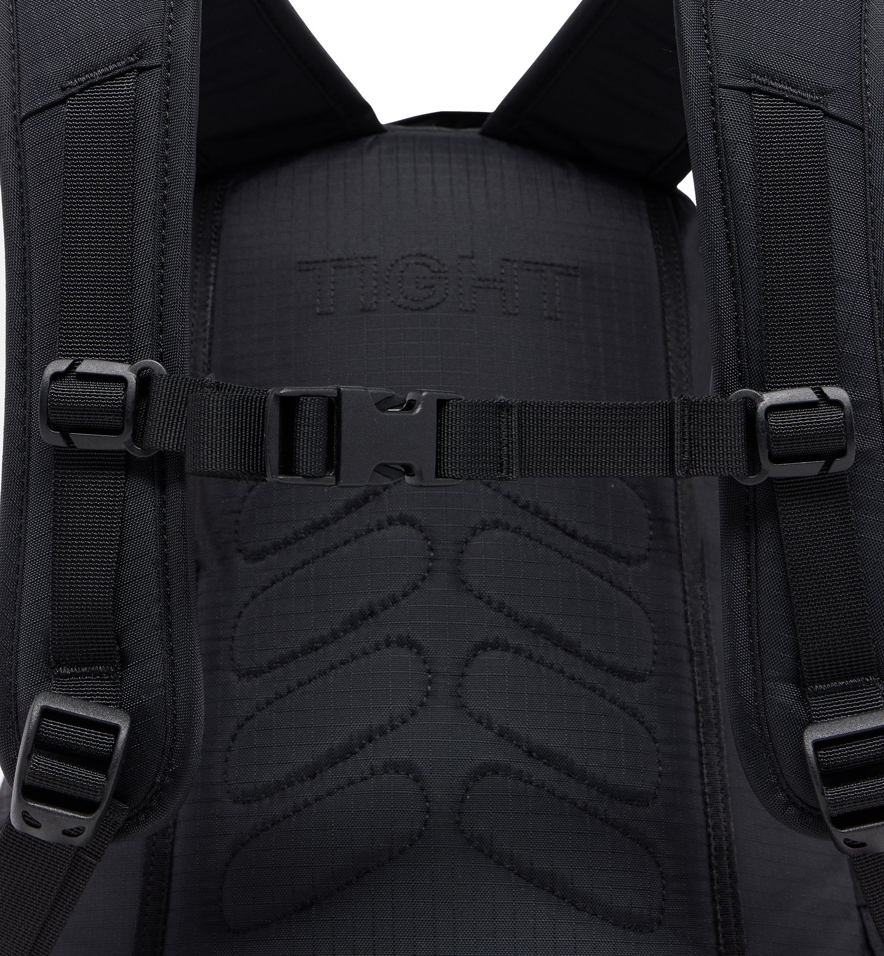 Tight Medium Mono True Black