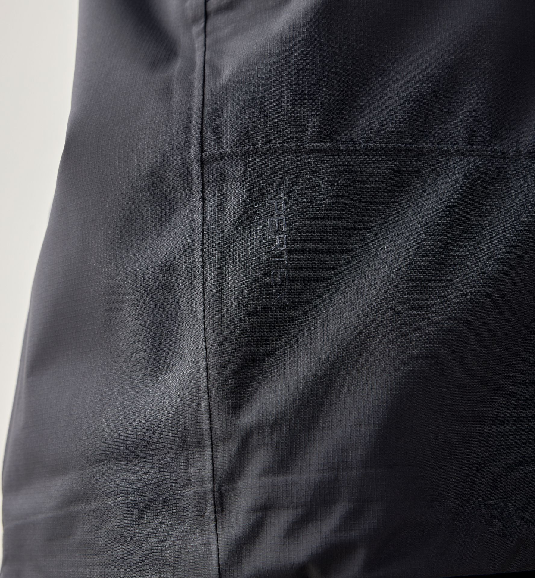 L.I.M Airak 2,5L Jacket Men True Black