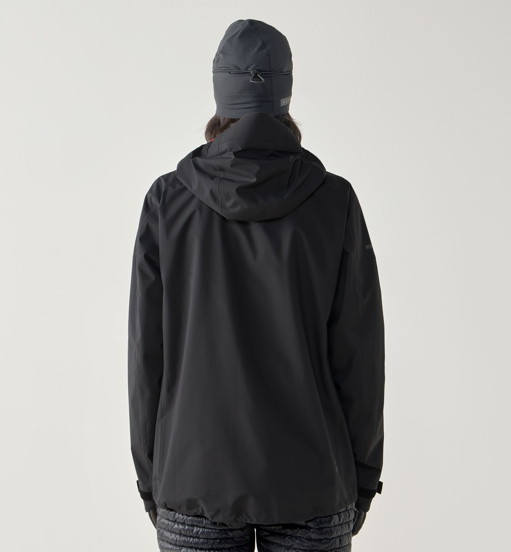 L.I.M Airak 2,5L Jacket Women True Black