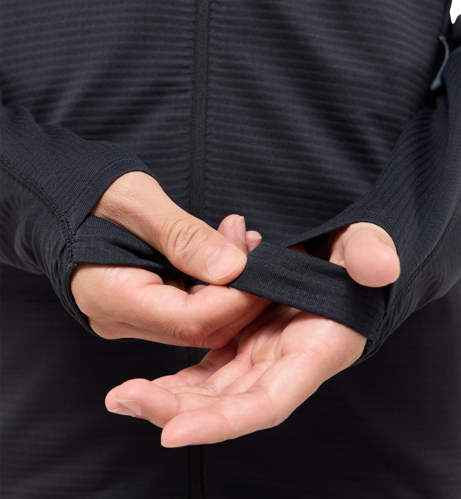 L.I.M Mid Multi II Hood Men True Black