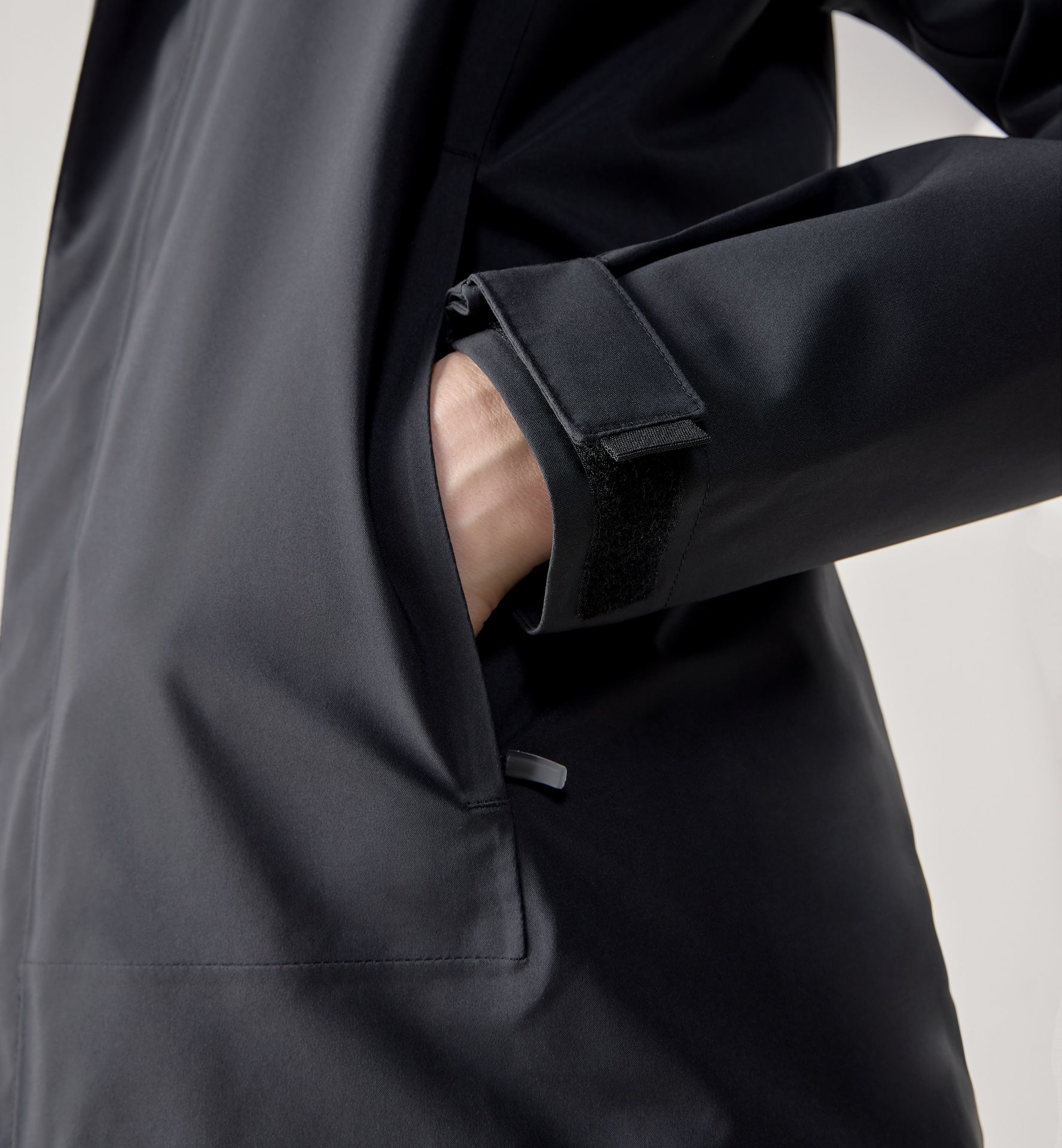 Breeze Proof Jacket Women True Black