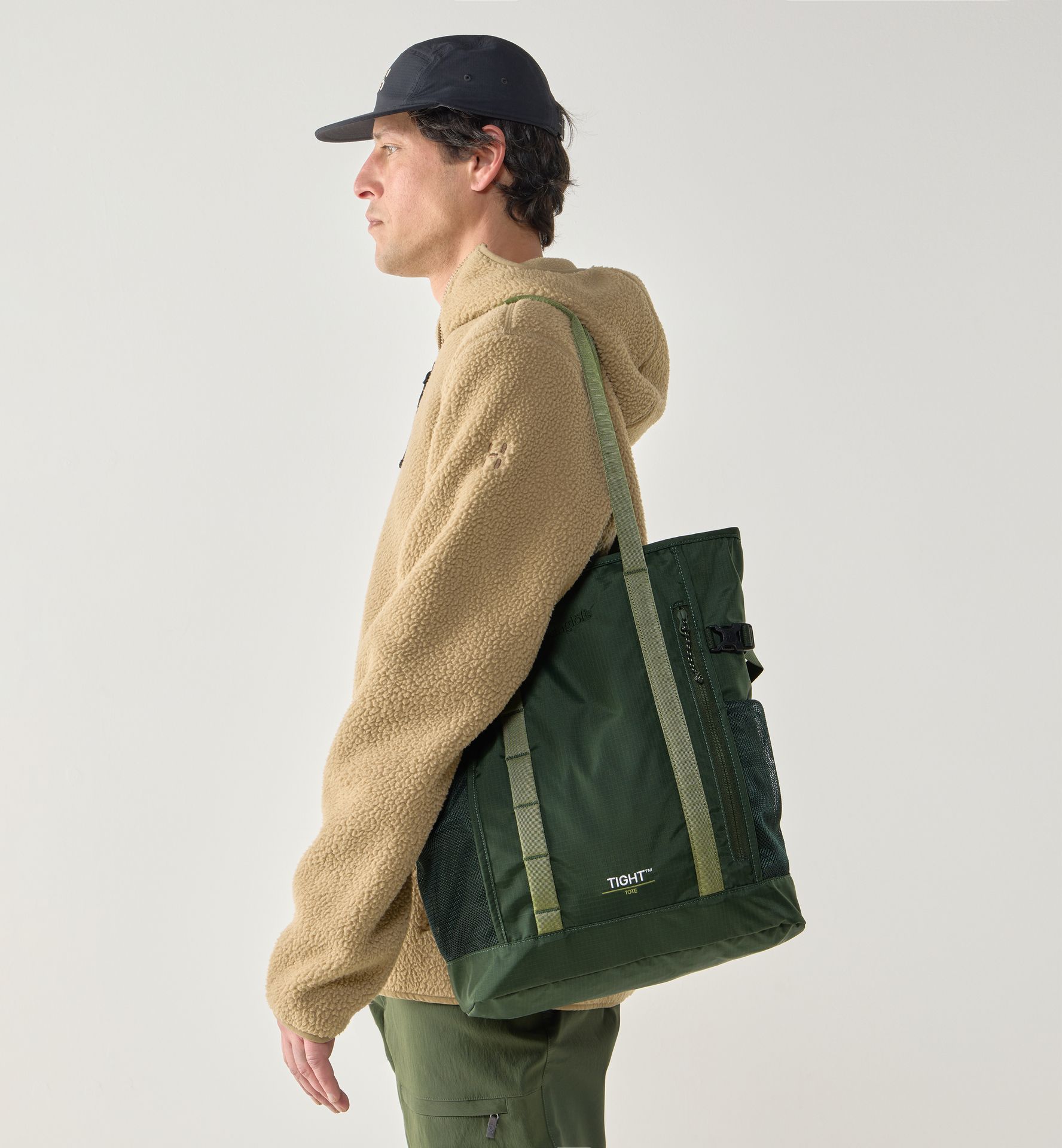 Tight Tote 25 Seaweed Green/True Black