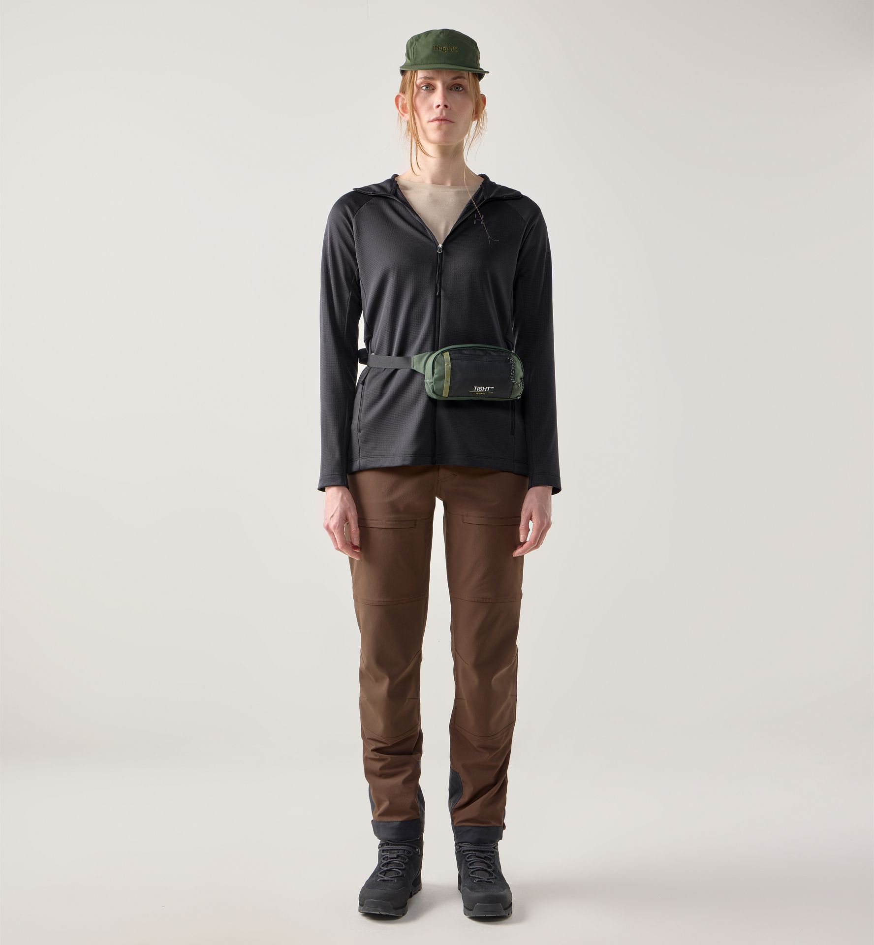 Korp Mid Hood Women True Black