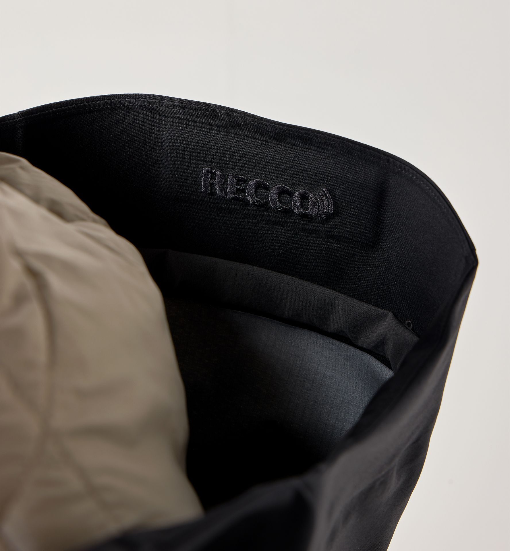 Vassi GTX Pro II Jacket Women True Black