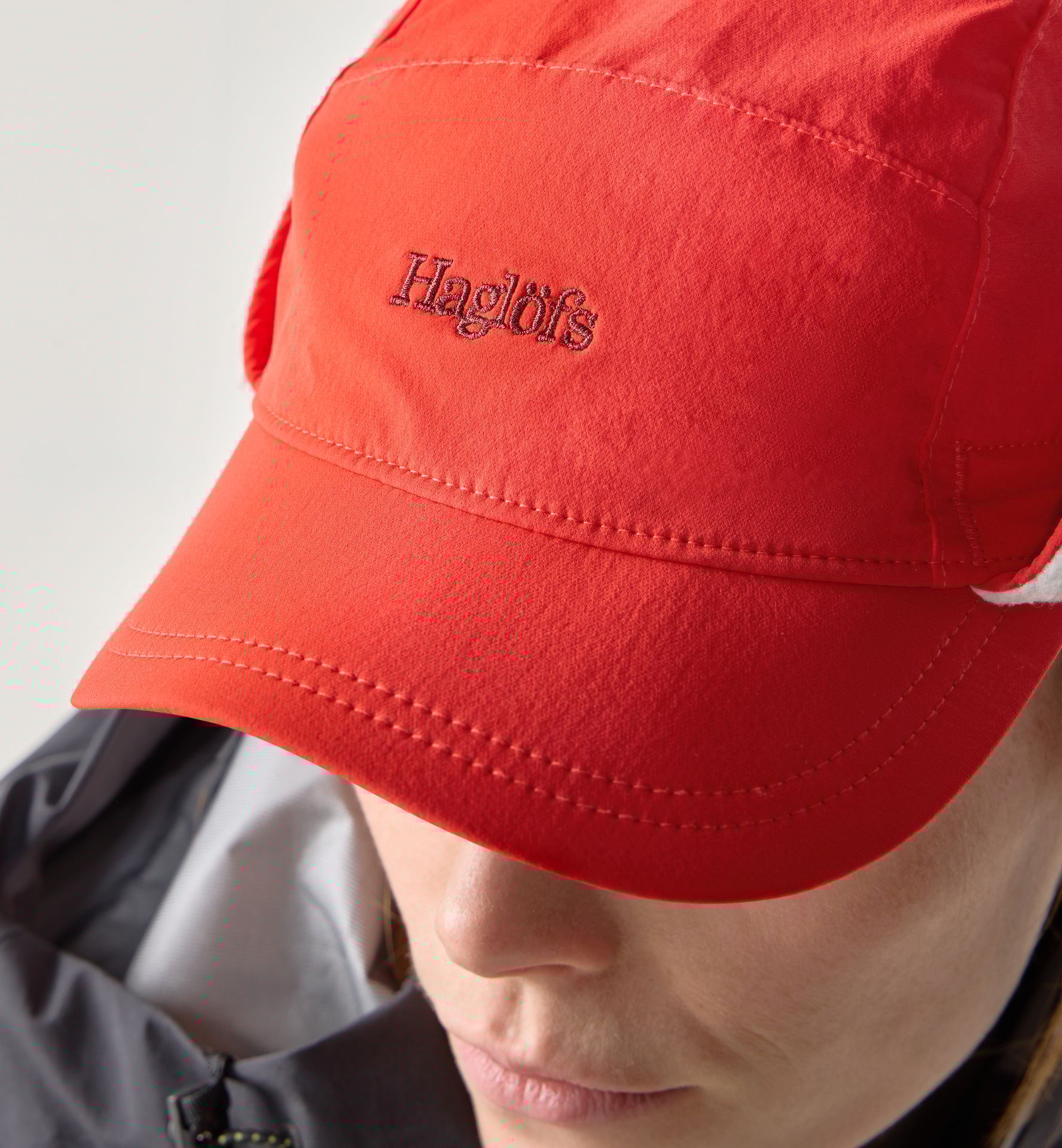 Mountain II Cap Tech Red