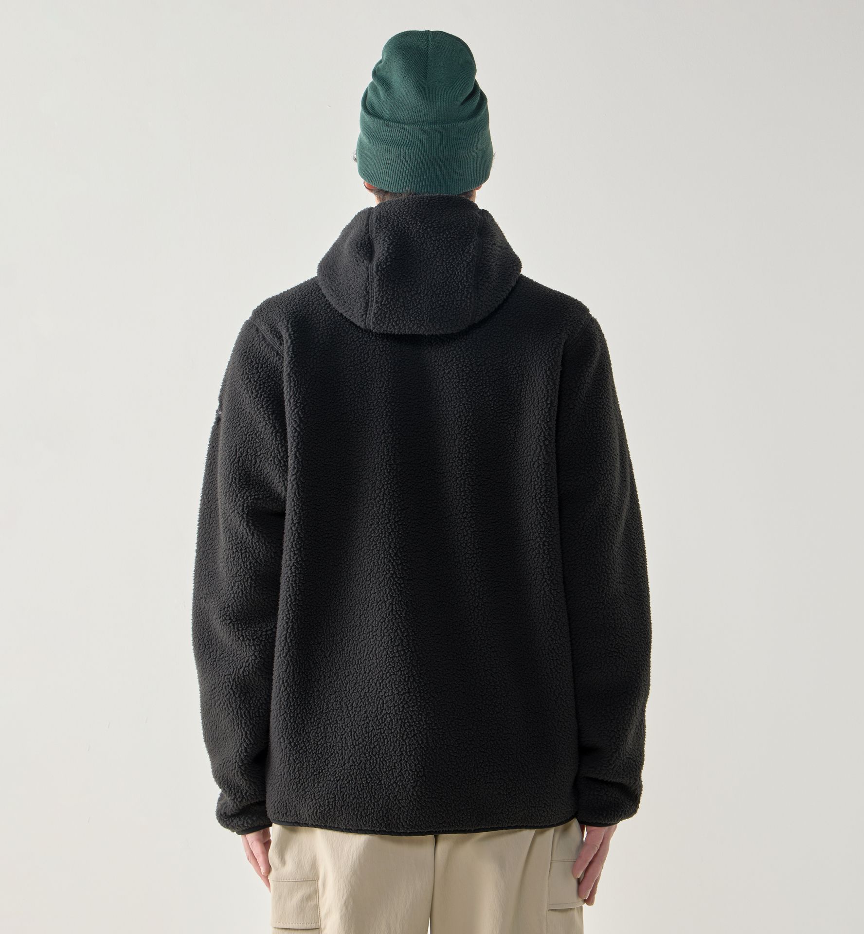 Funäs Pile Hood Men True Black