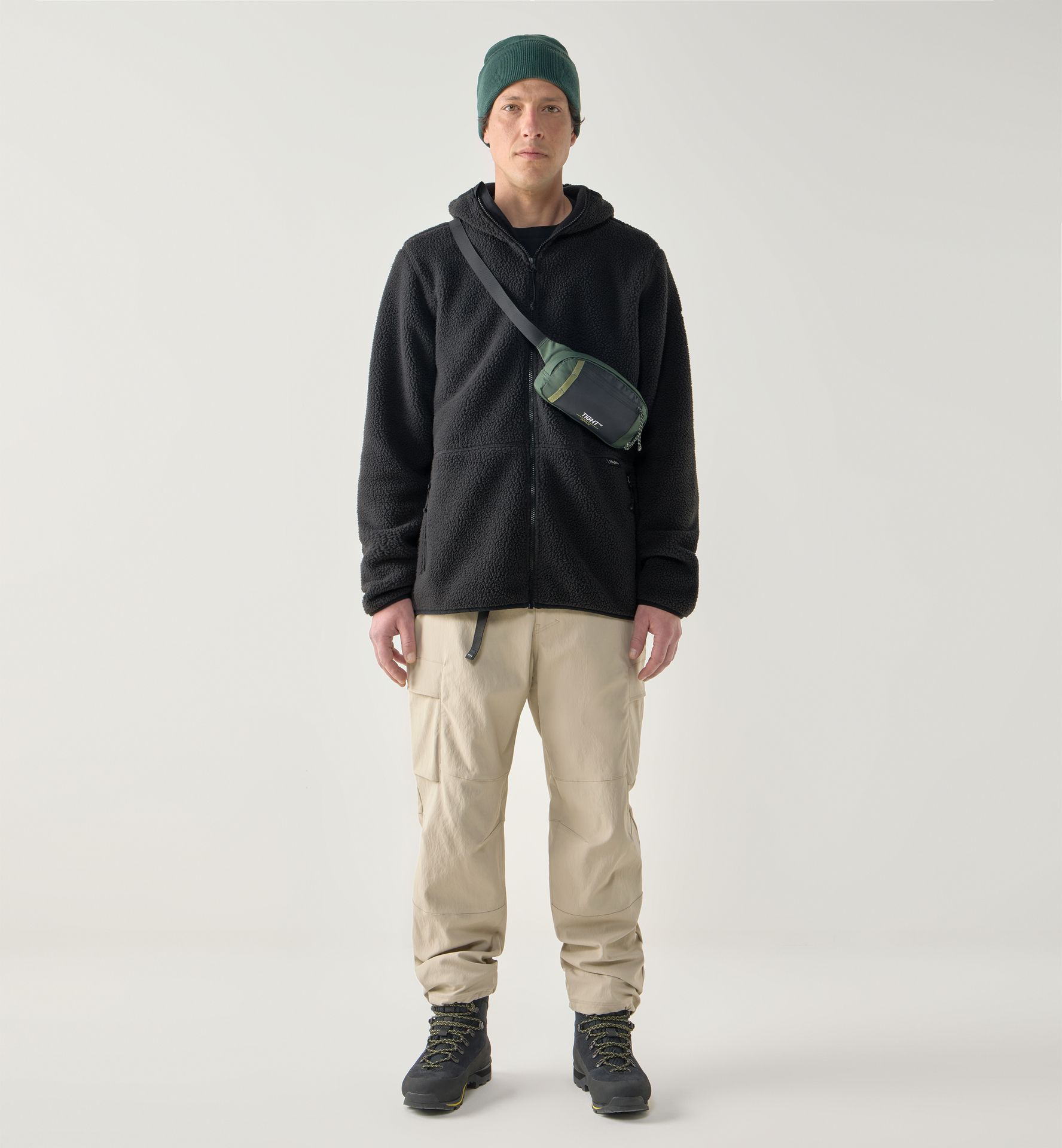 Funäs Pile Hood Men True Black