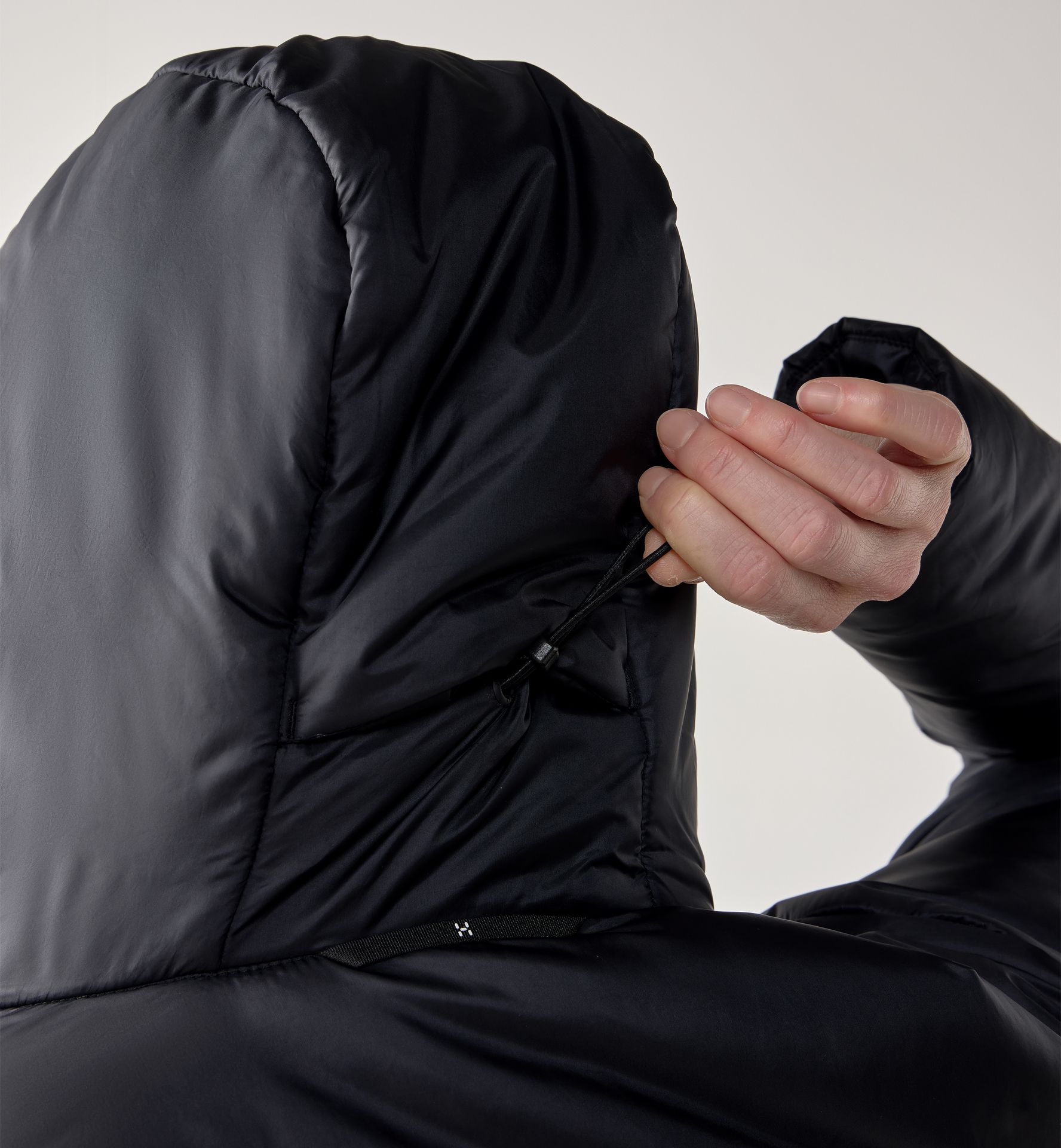 Breeze Mimic Hood Women True Black