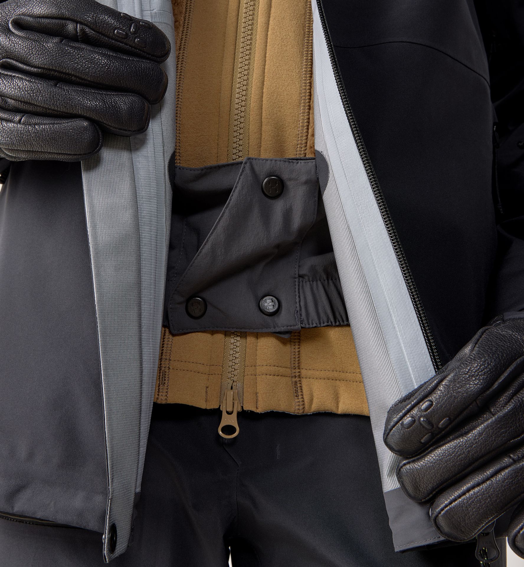 Alper Proof Jacket Women True Black