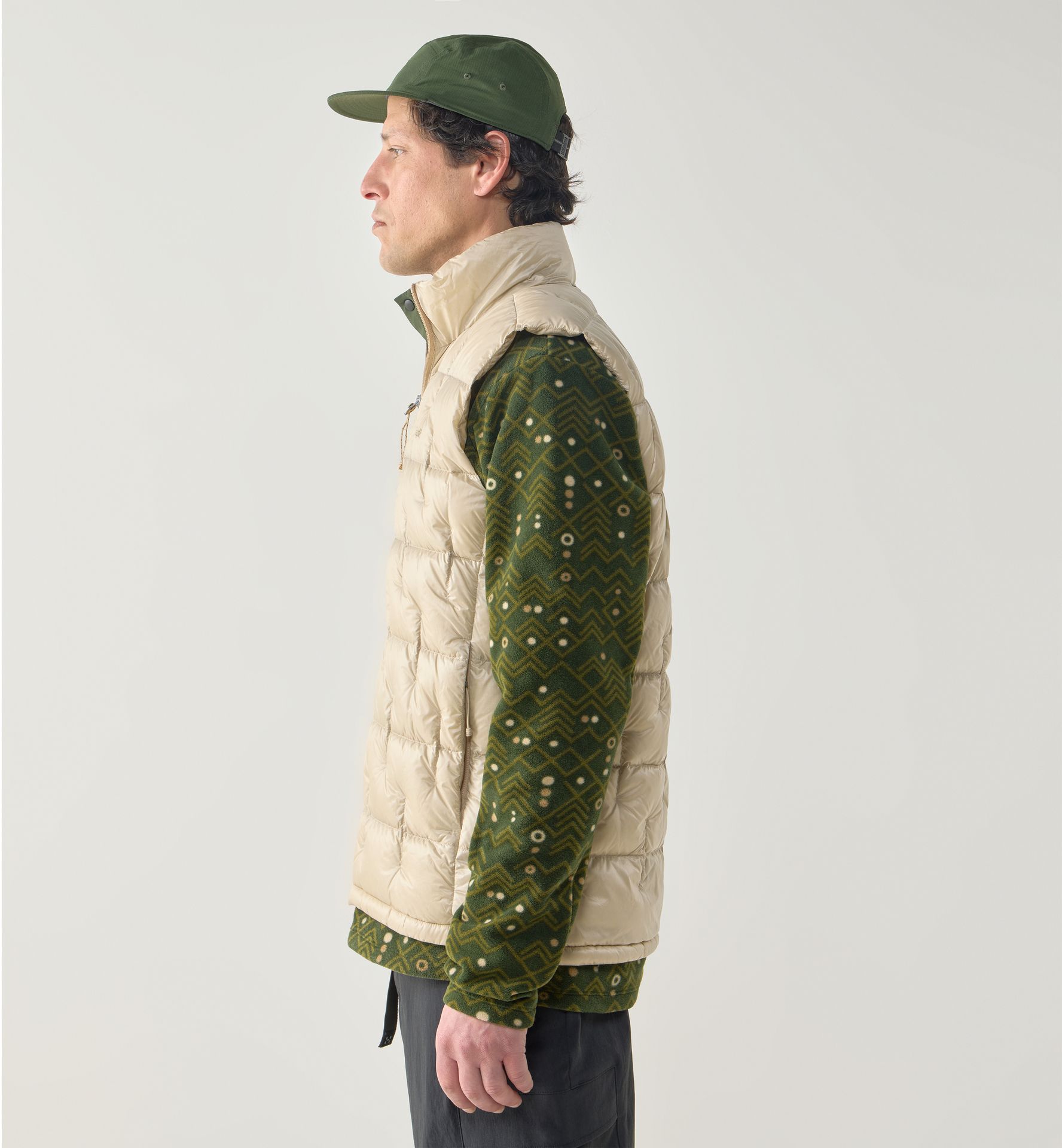 Hede Down Vest Men Chalk Beige