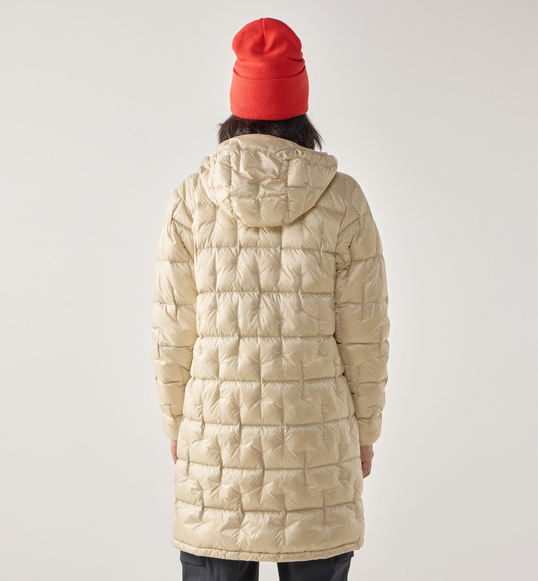 Hede Down Coat Women Chalk Beige