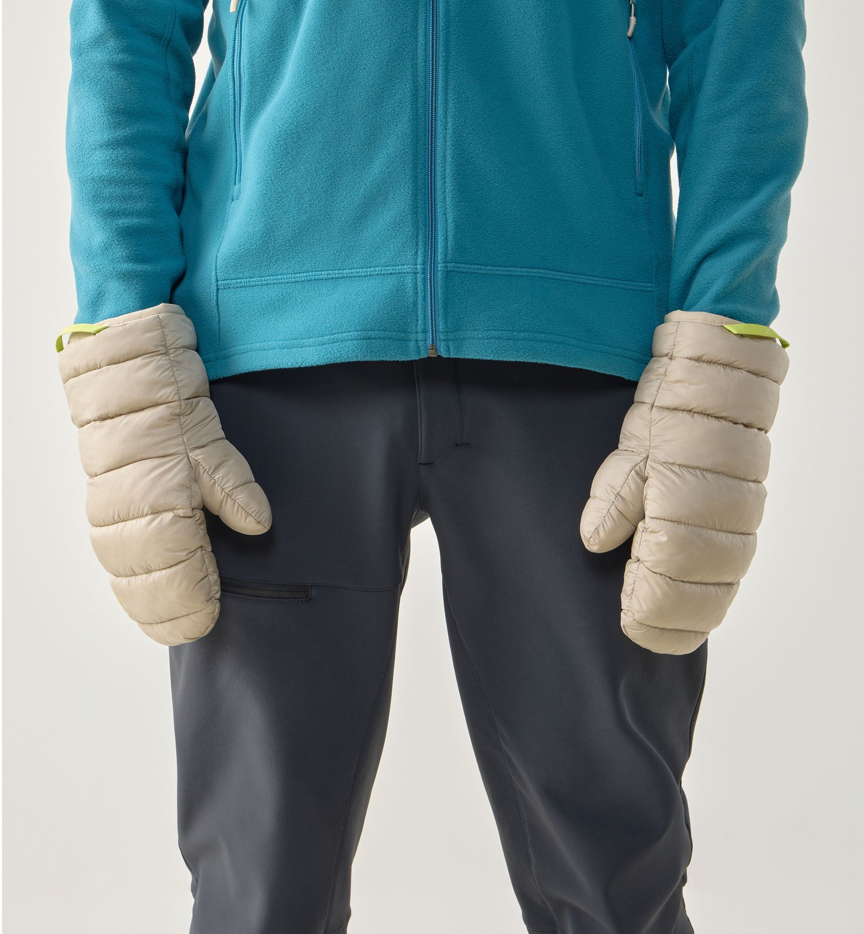 Brand Mimic Mitts Chalk Beige