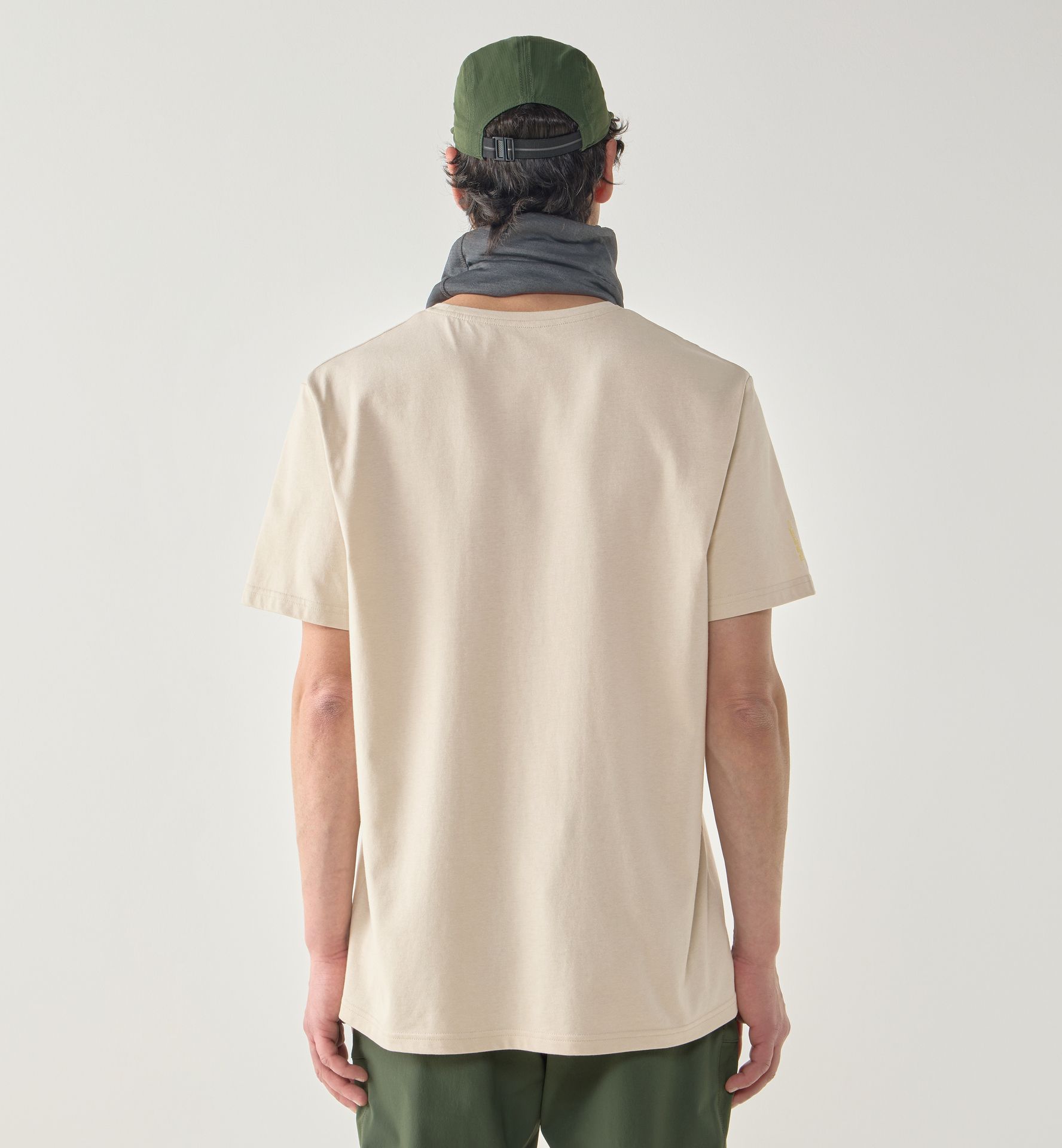 Brand Outsiders Tee Men Chalk Beige