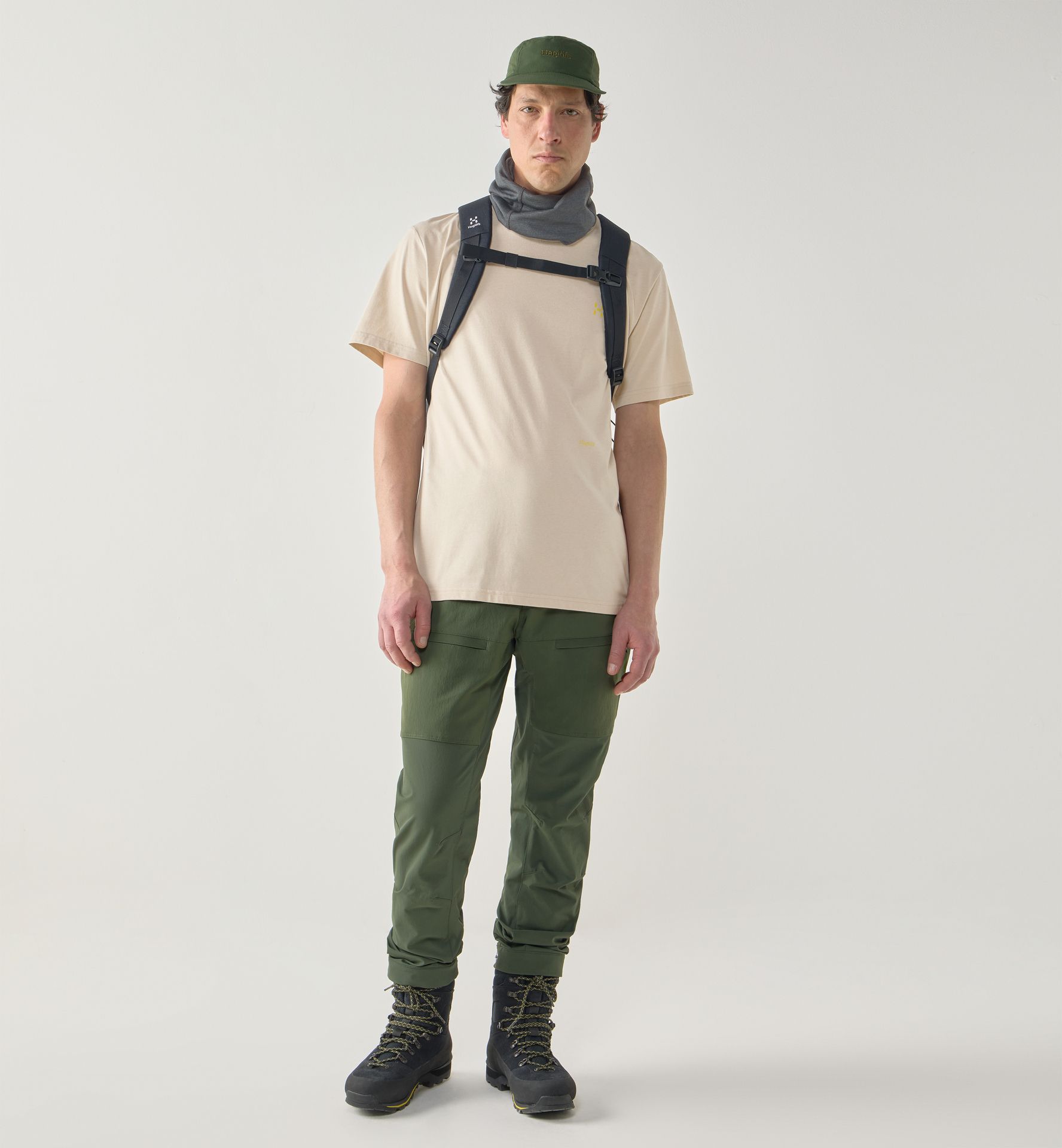 Brand Outsiders Tee Men Chalk Beige