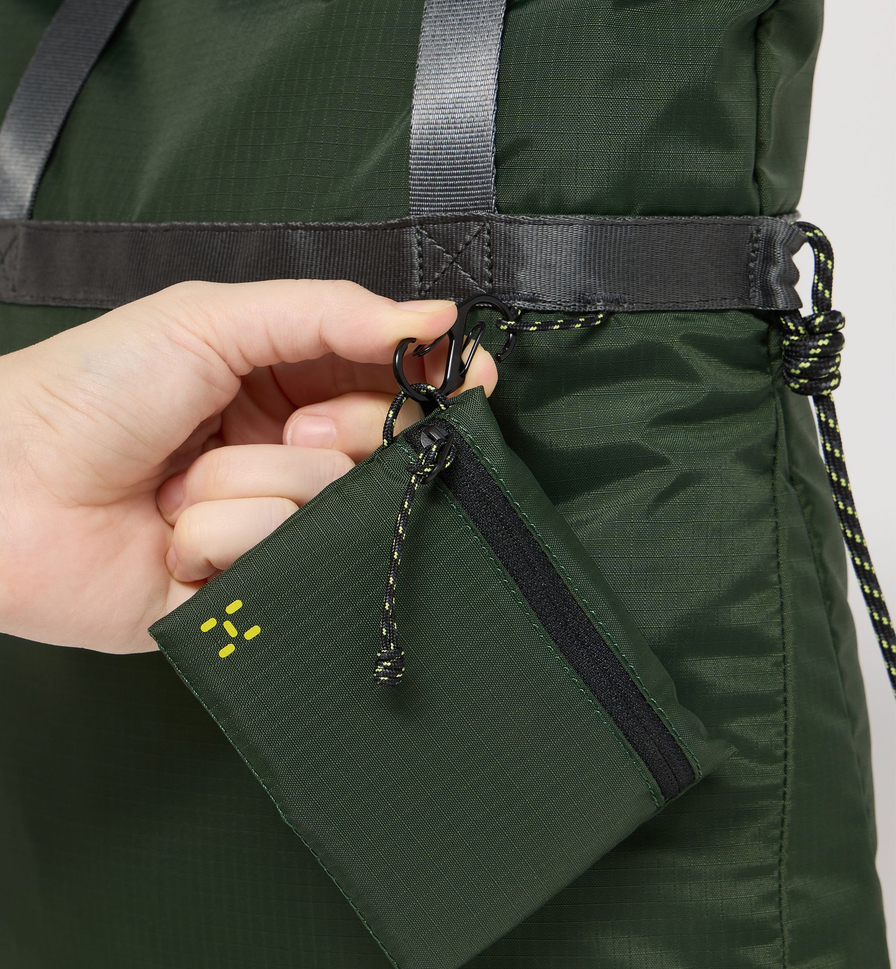 Brand Tote Seaweed Green