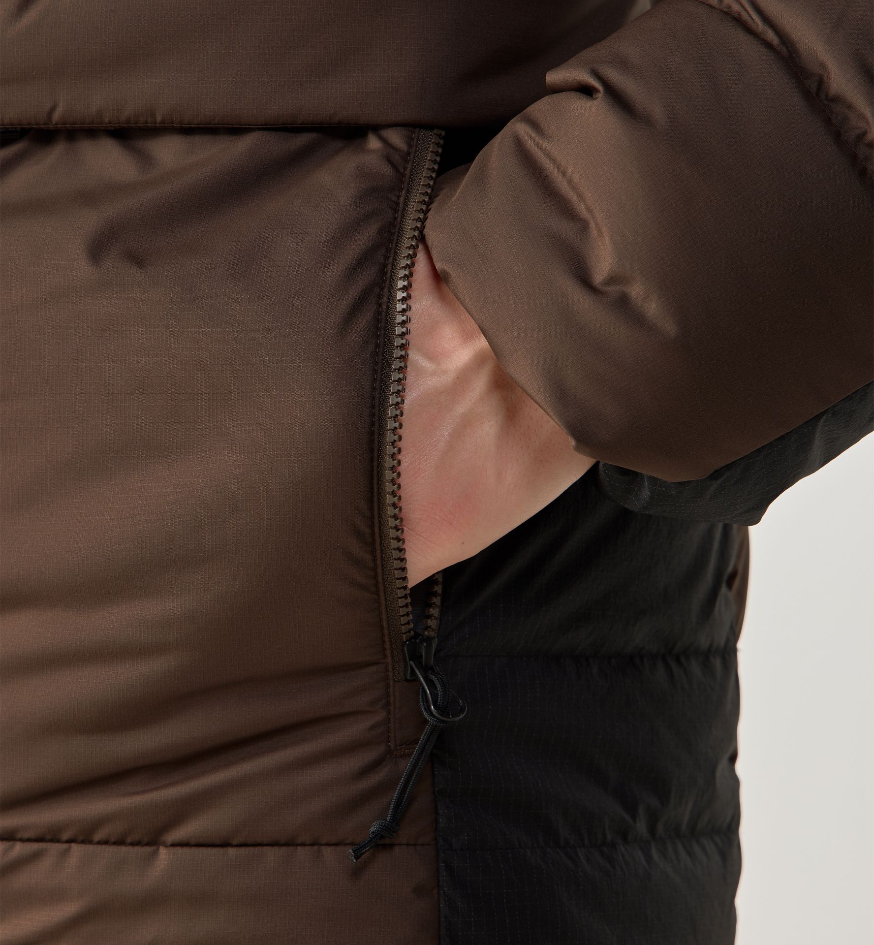 Riksgränsen Down 850 II Hood Men Woodland Brown