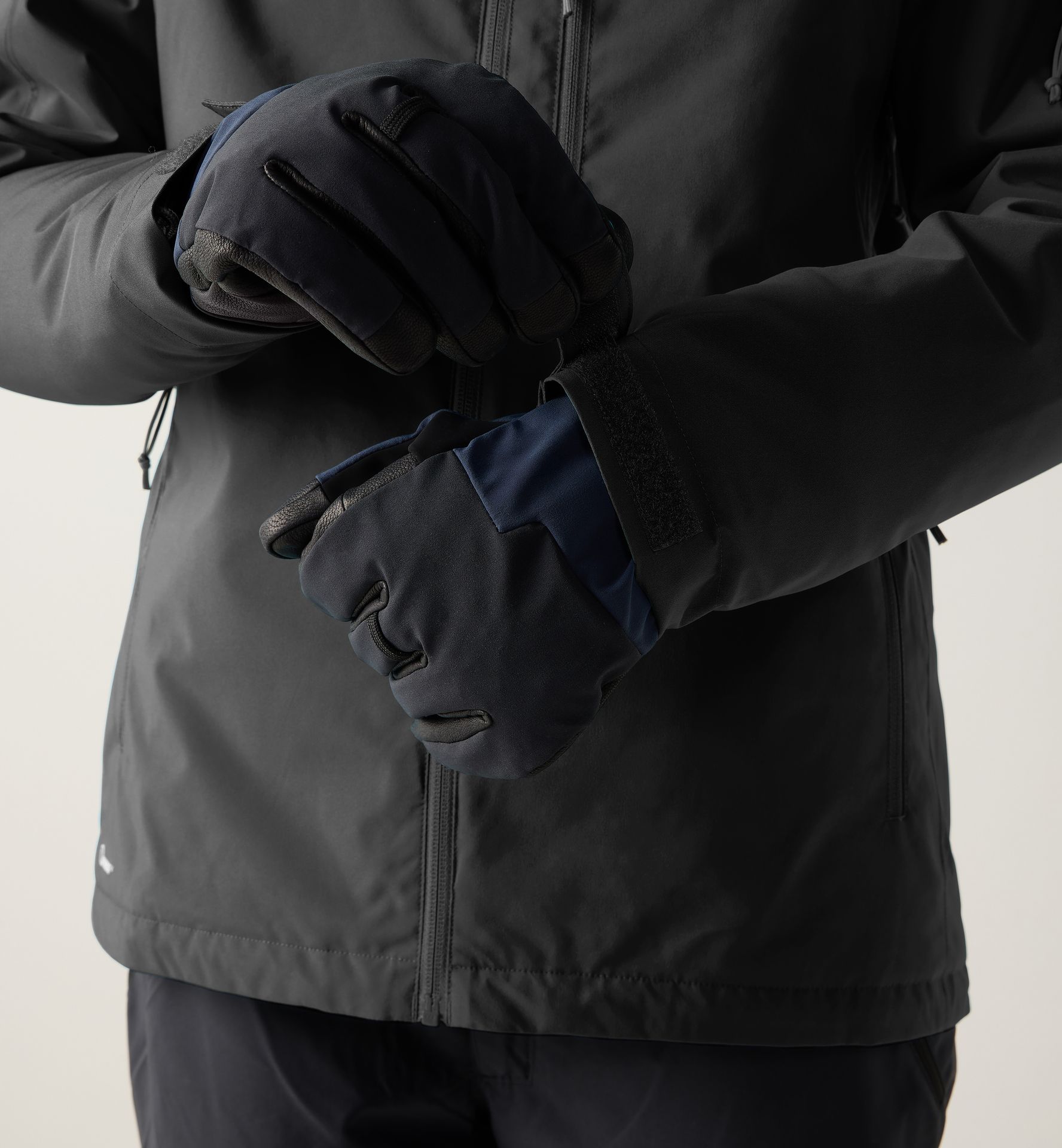 Gondol Insulated II Jacket Women True Black